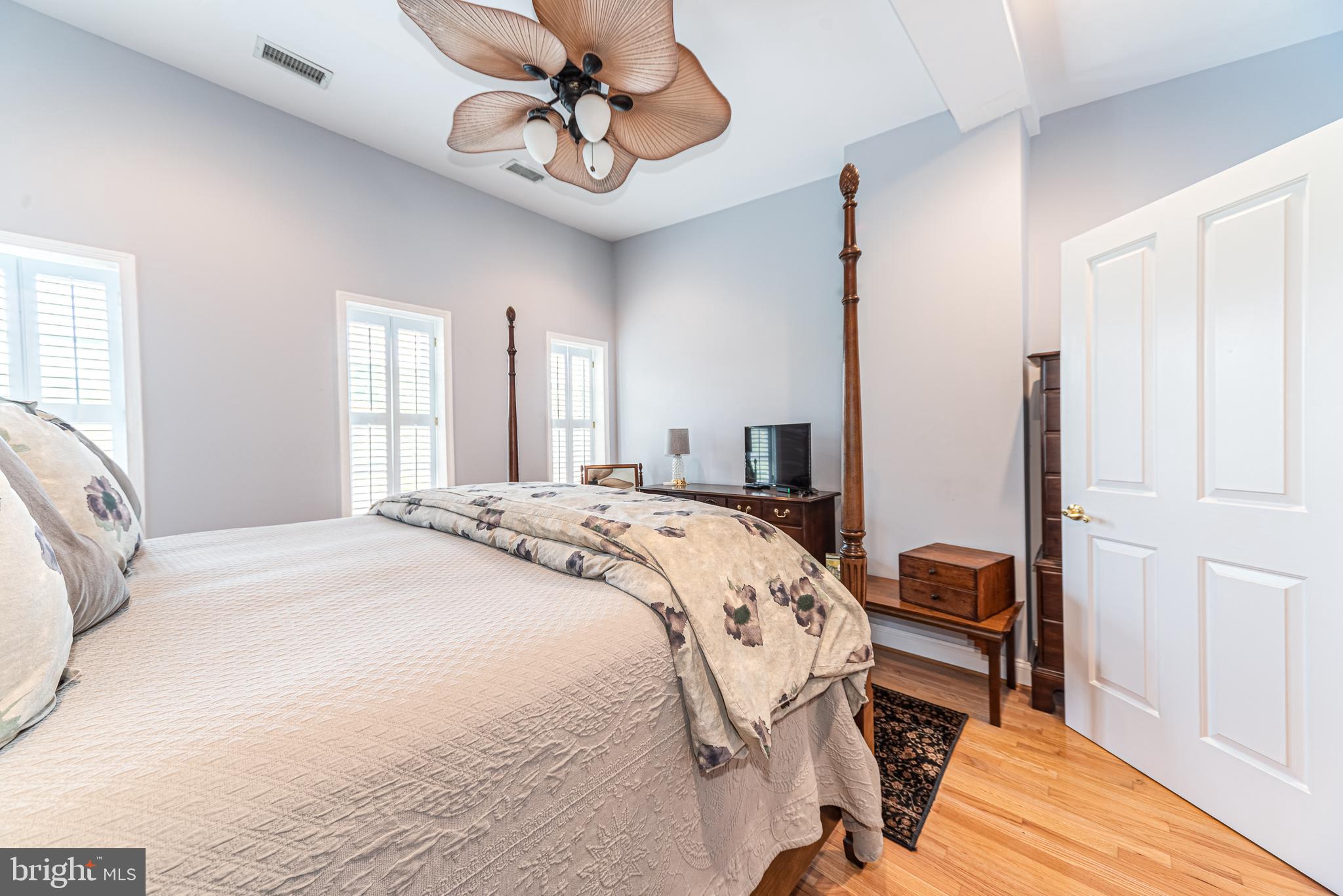 BUTCHERS HILL - Residential