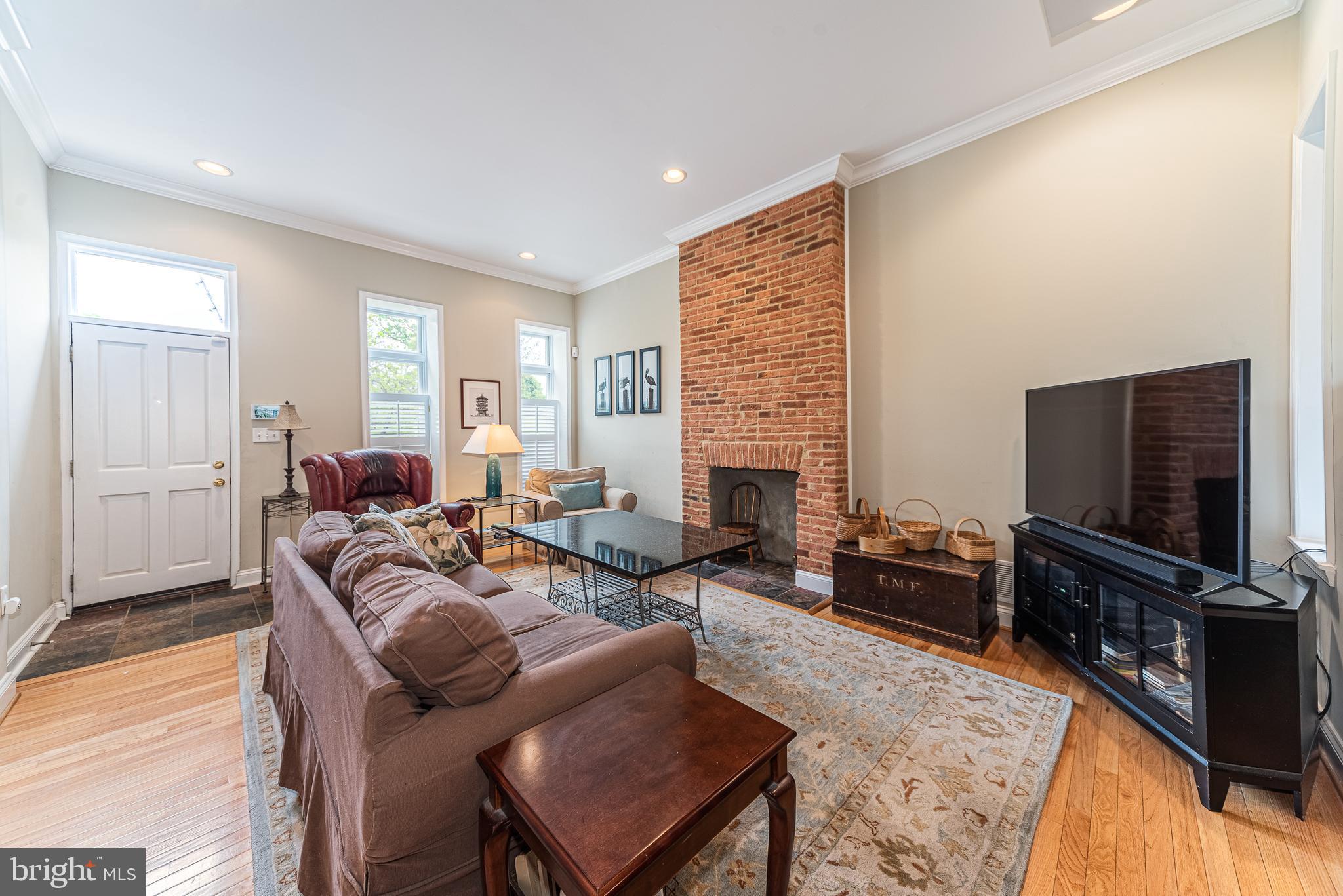 BUTCHERS HILL - Residential