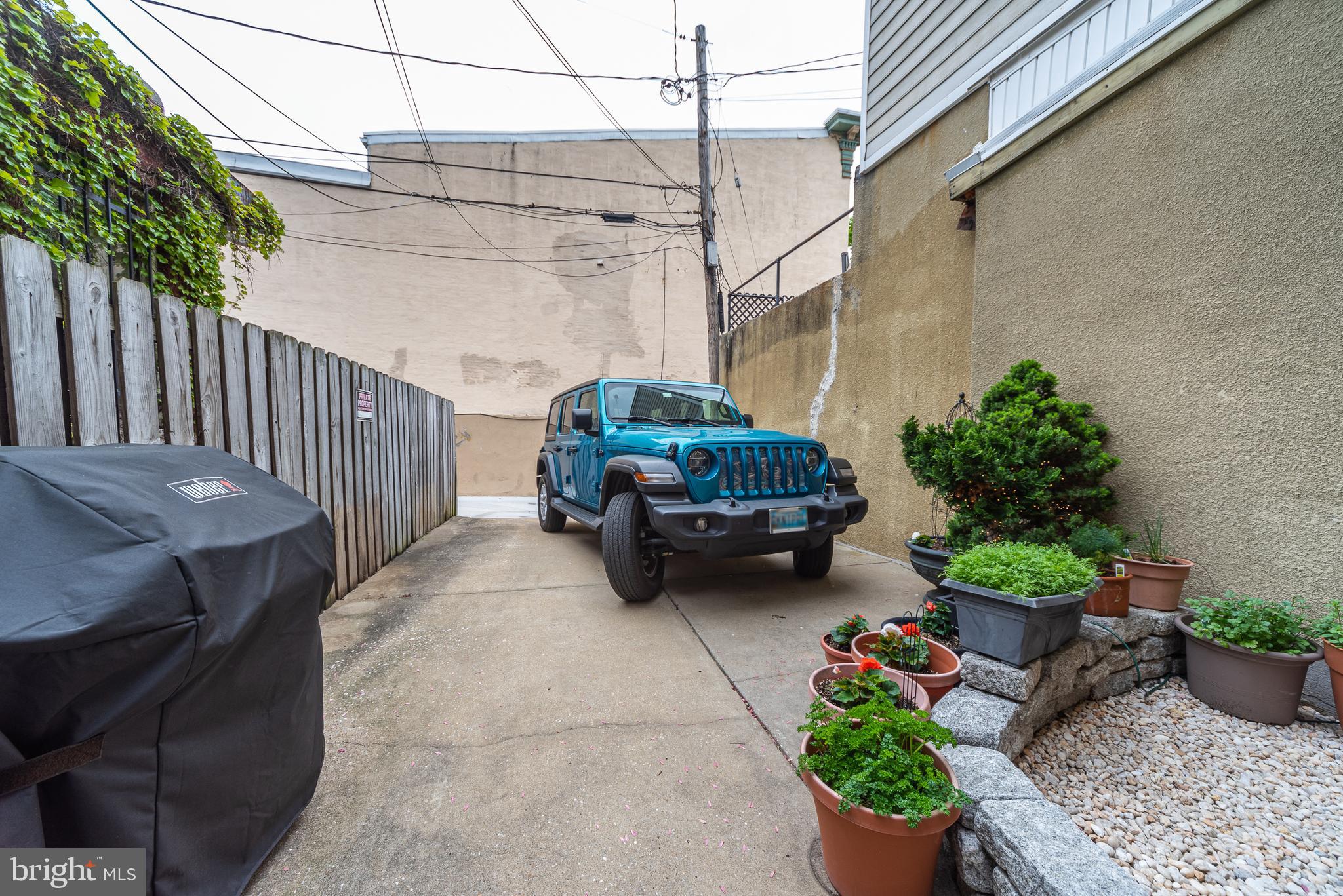 BUTCHERS HILL - Residential