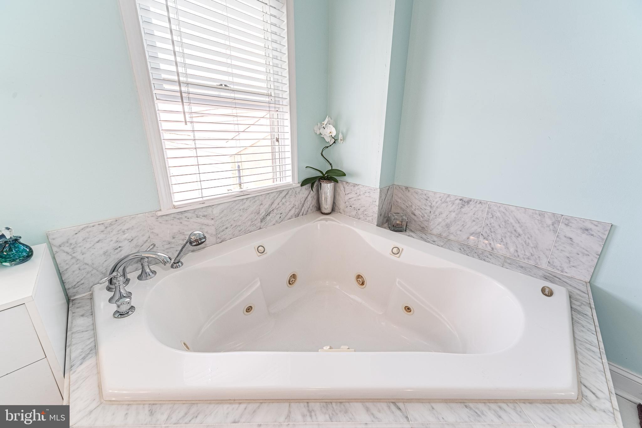 BUTCHERS HILL - Residential