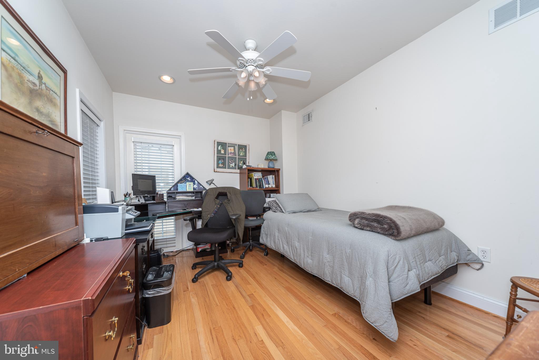 BUTCHERS HILL - Residential