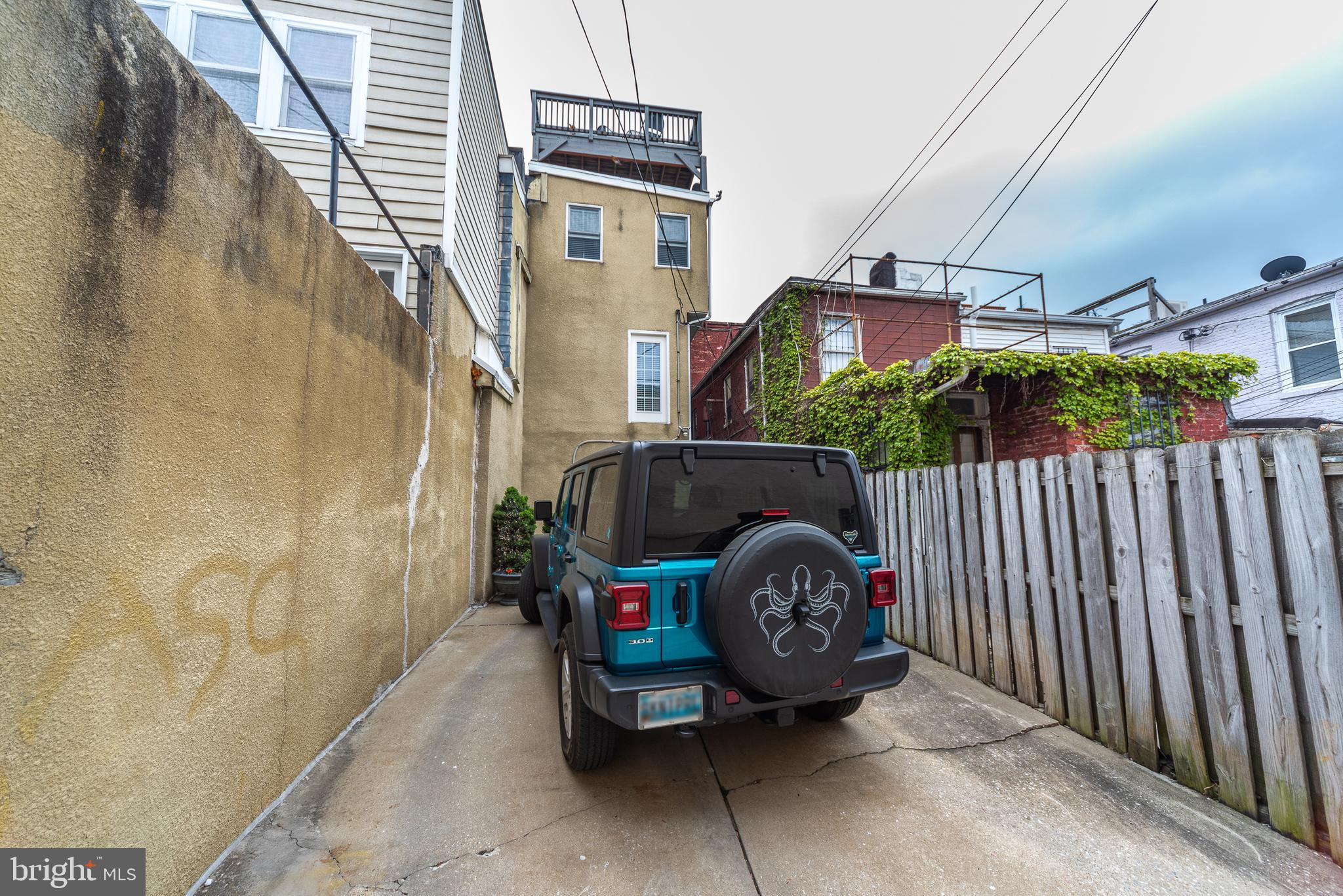 BUTCHERS HILL - Residential