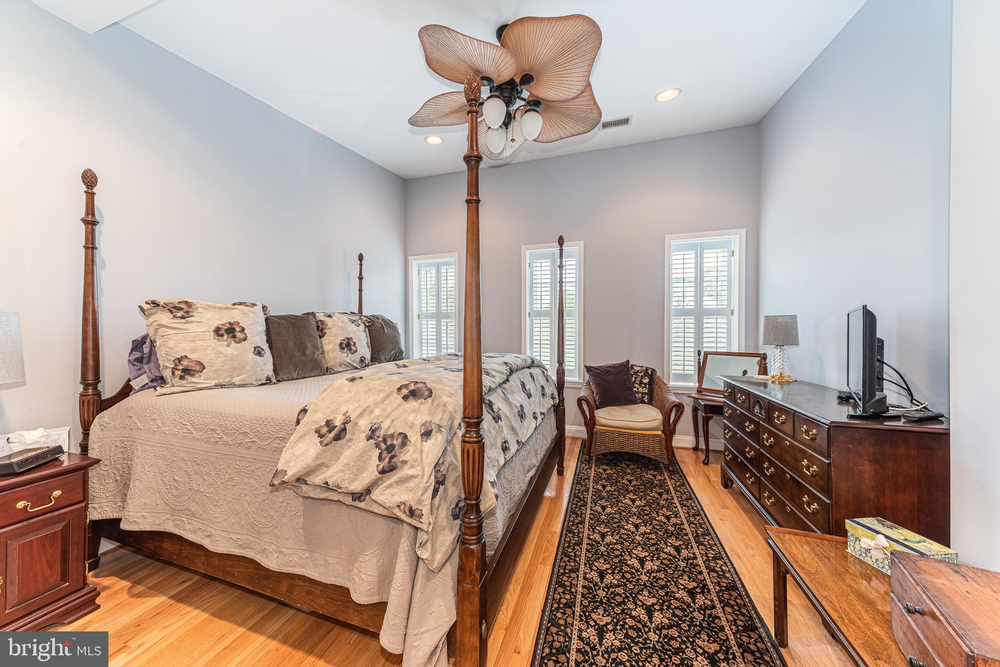 BUTCHERS HILL - Residential