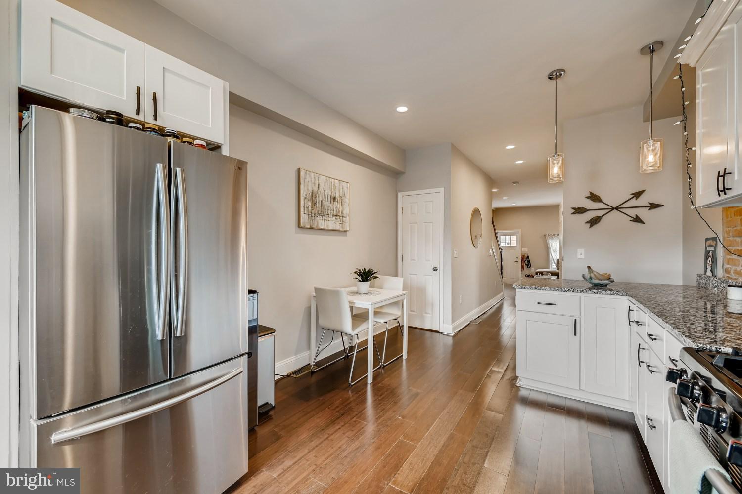 GREEKTOWN - Residential