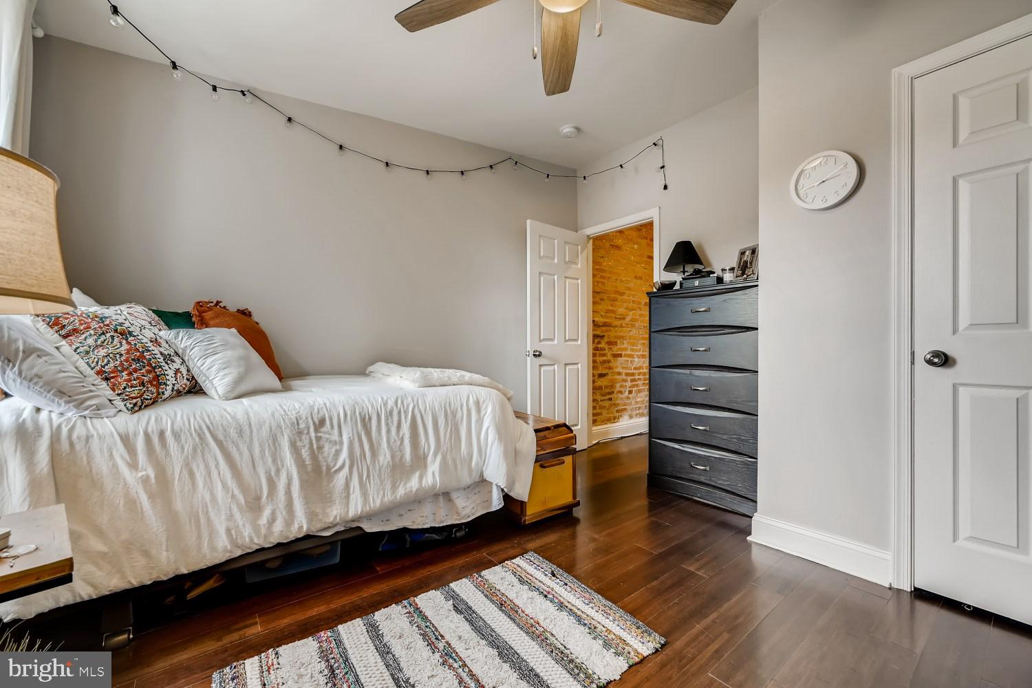 GREEKTOWN - Residential