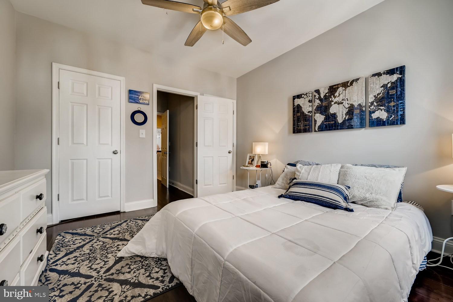 GREEKTOWN - Residential