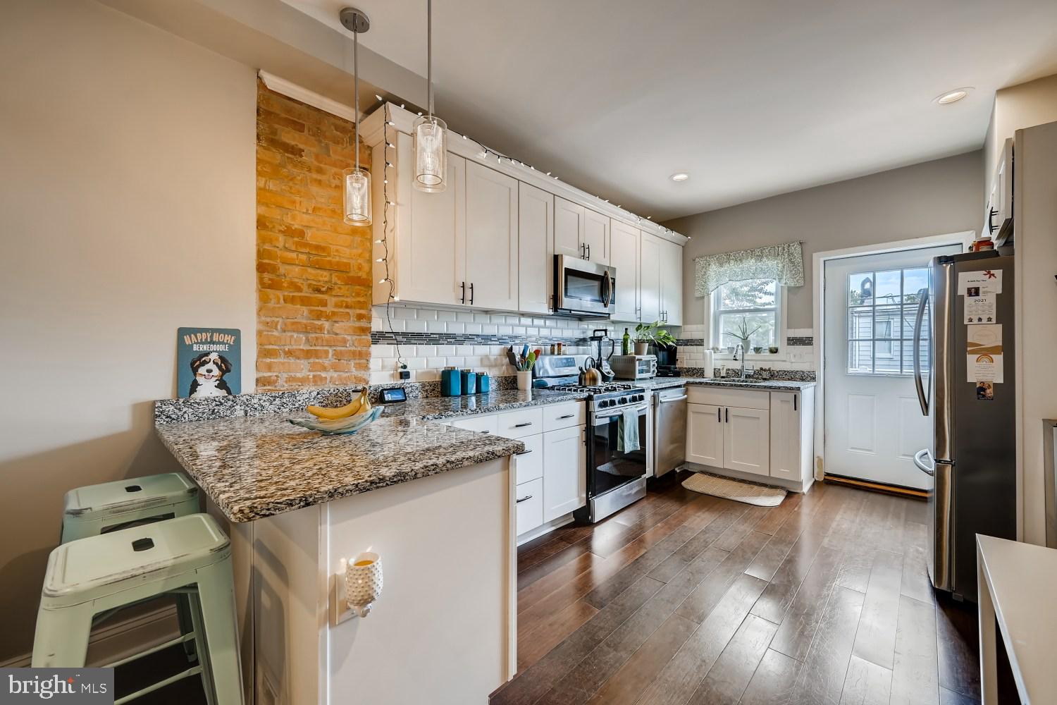 GREEKTOWN - Residential