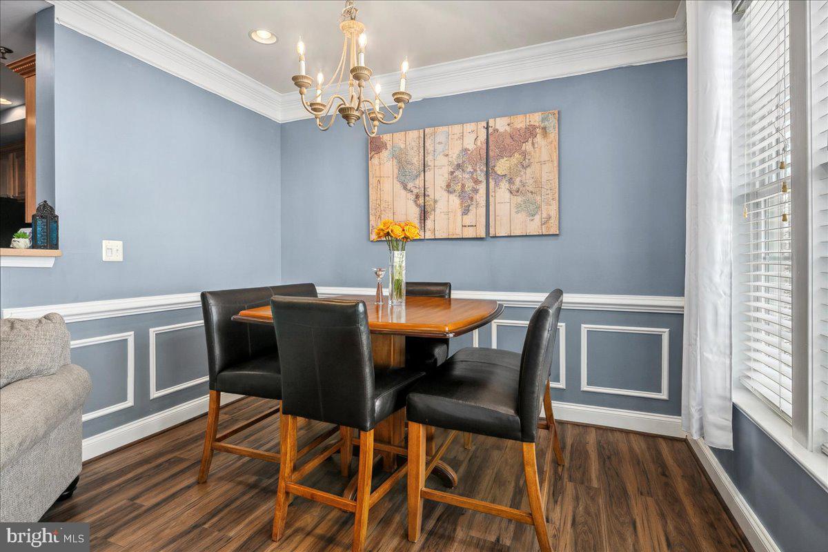 GROVETON WOODS - Residential