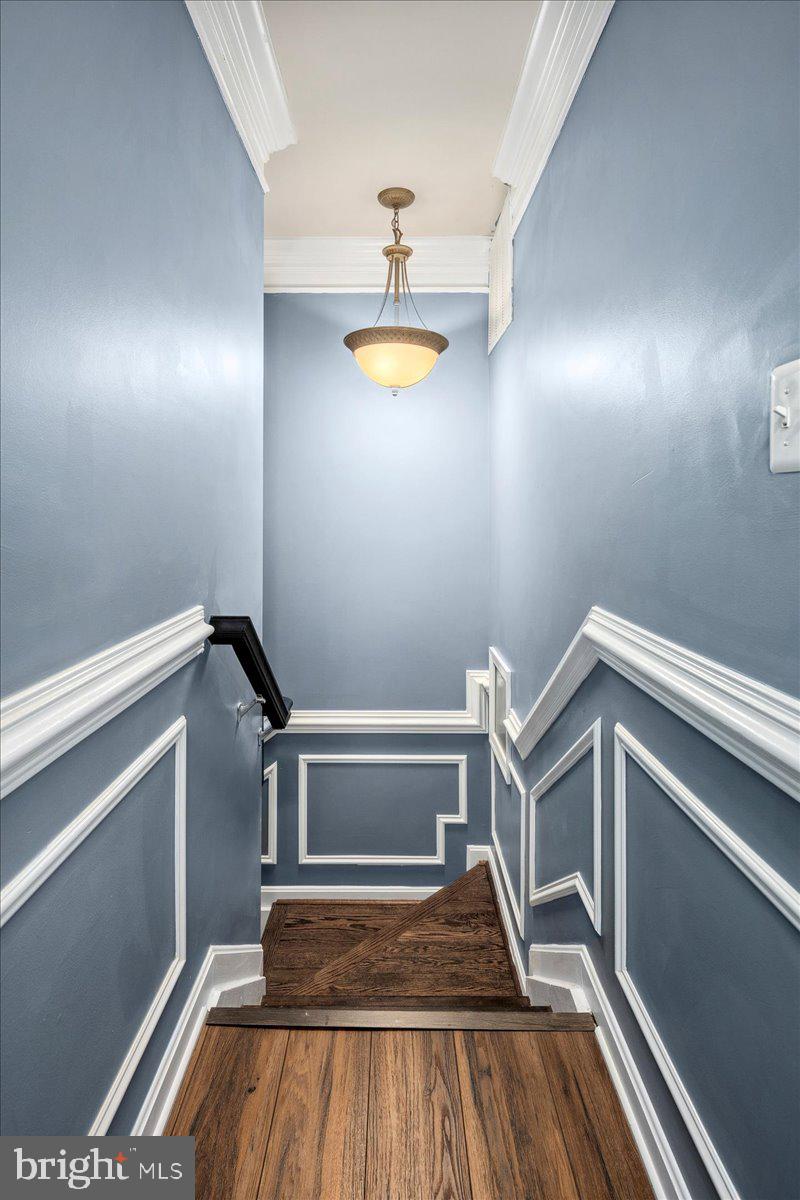 GROVETON WOODS - Residential