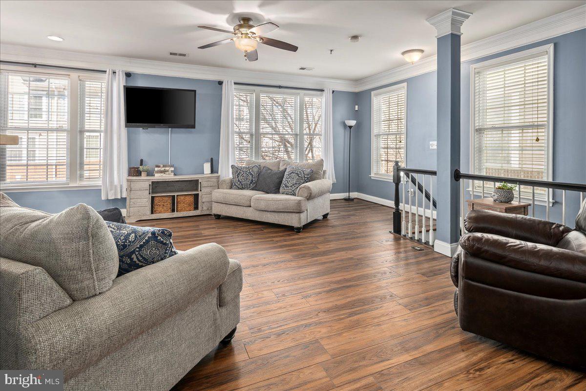 GROVETON WOODS - Residential