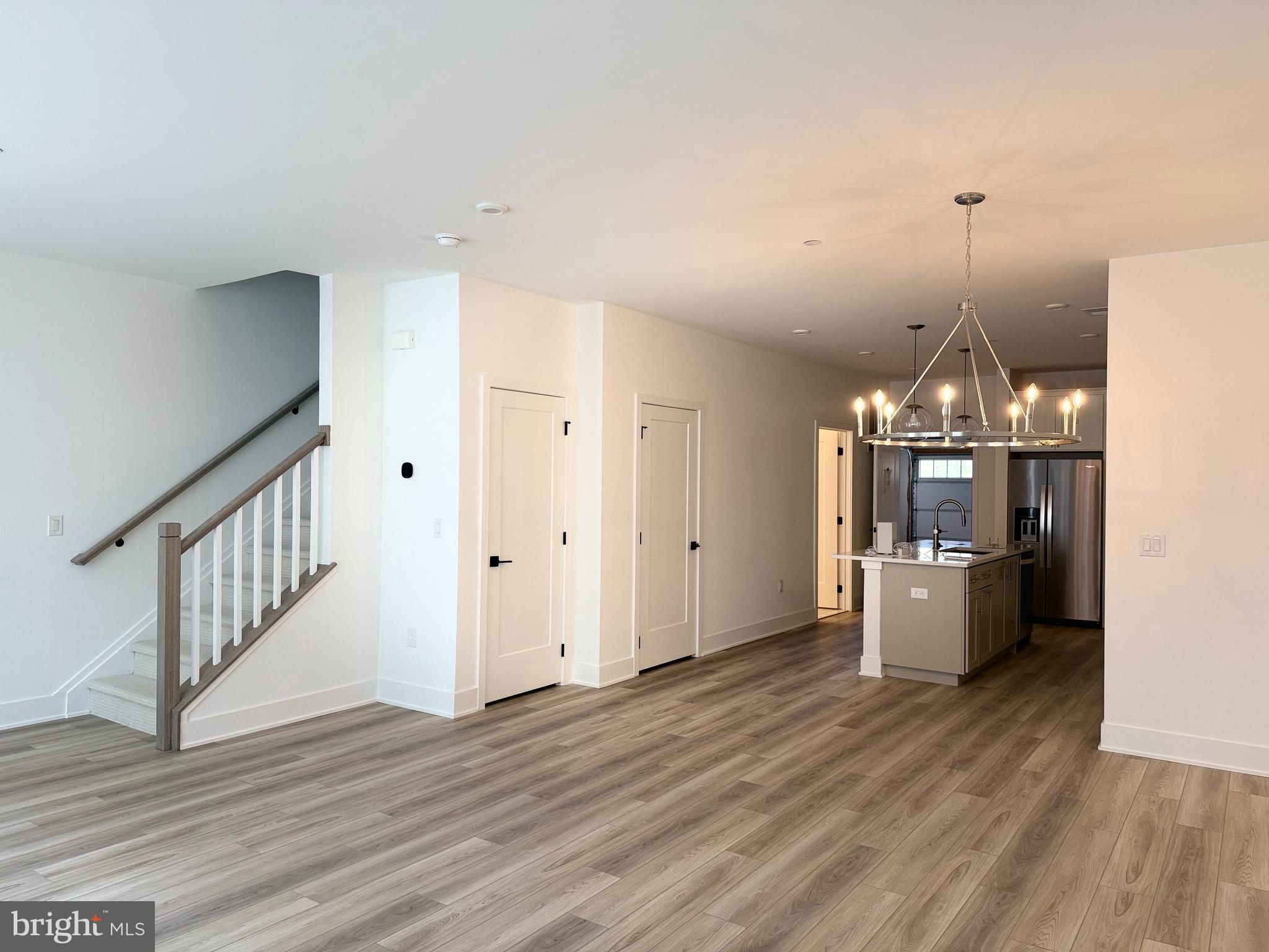 2103 DONATELLO DRIVE