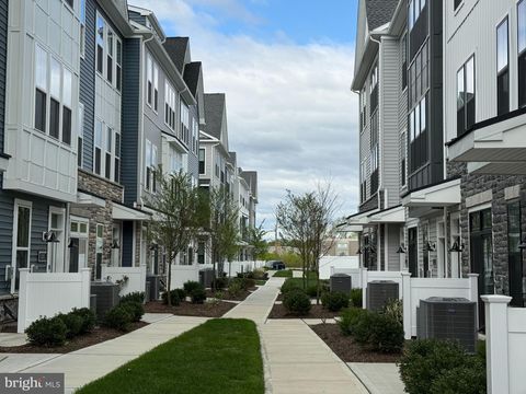 Photo of 2103 Donatello Drive, PRINCETON, NJ 08540 (MLS # NJME2071502)