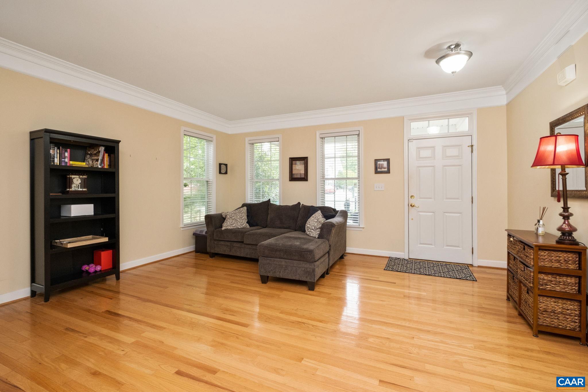 SPRING CREEK - Residential