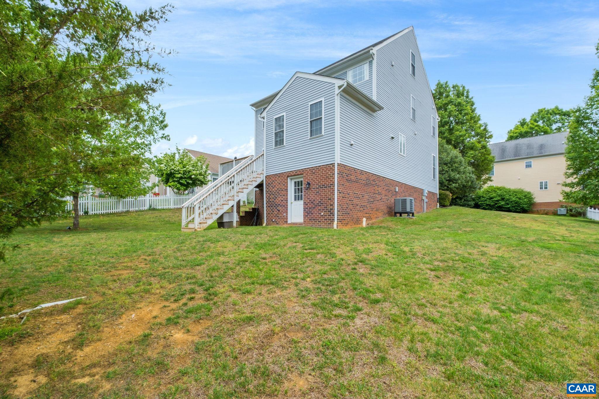 SPRING CREEK - Residential