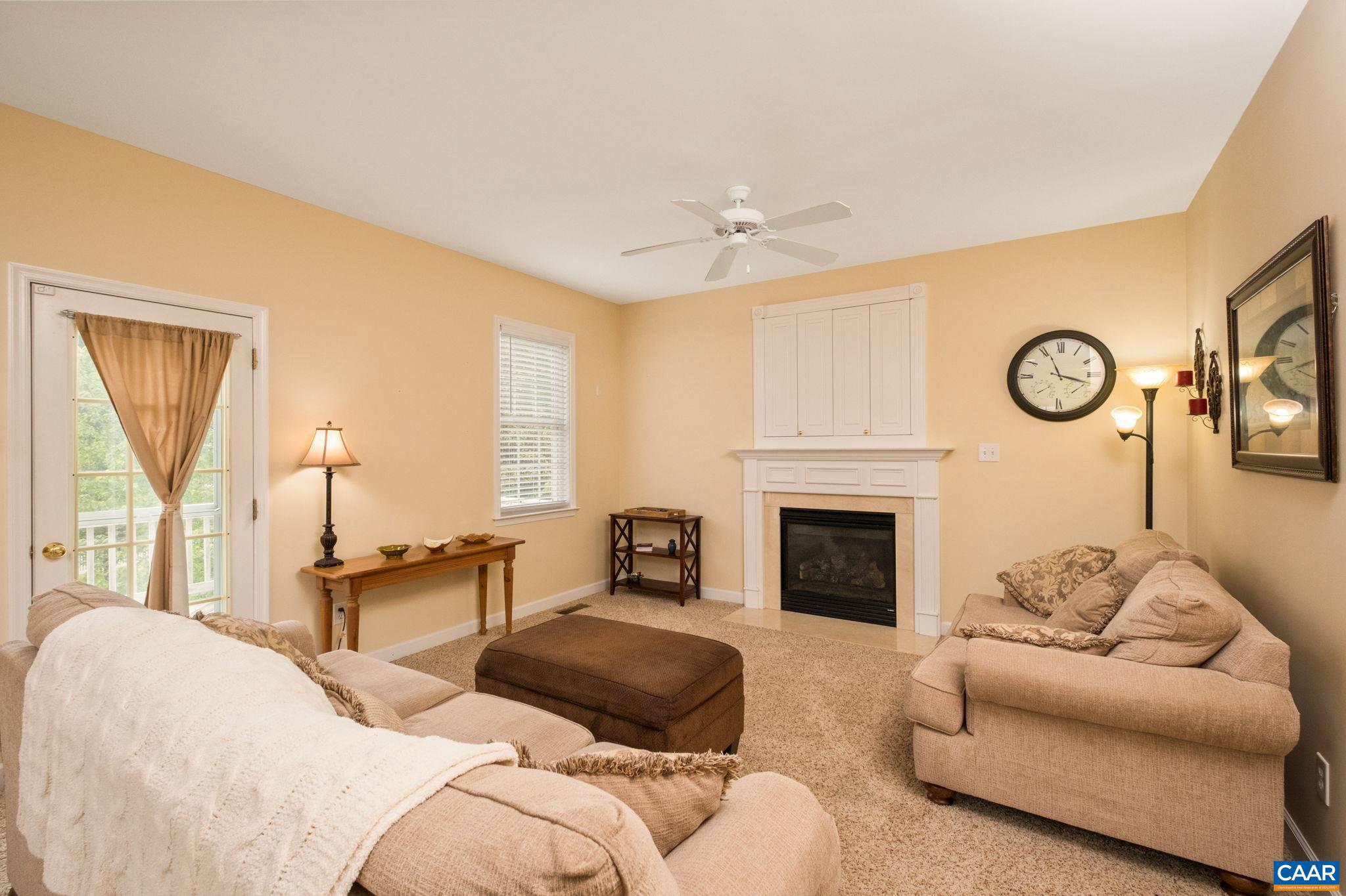 SPRING CREEK - Residential