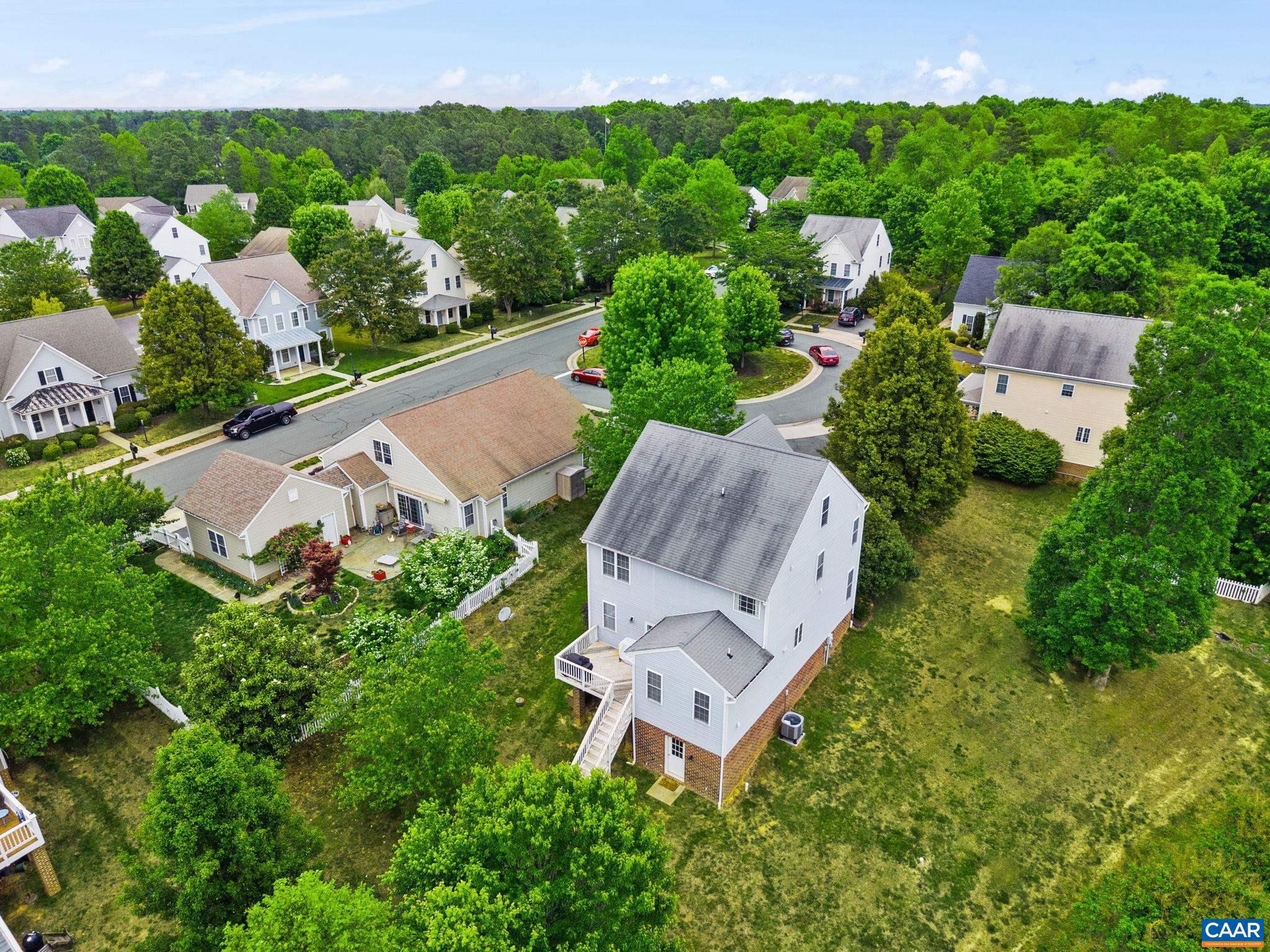 SPRING CREEK - Residential
