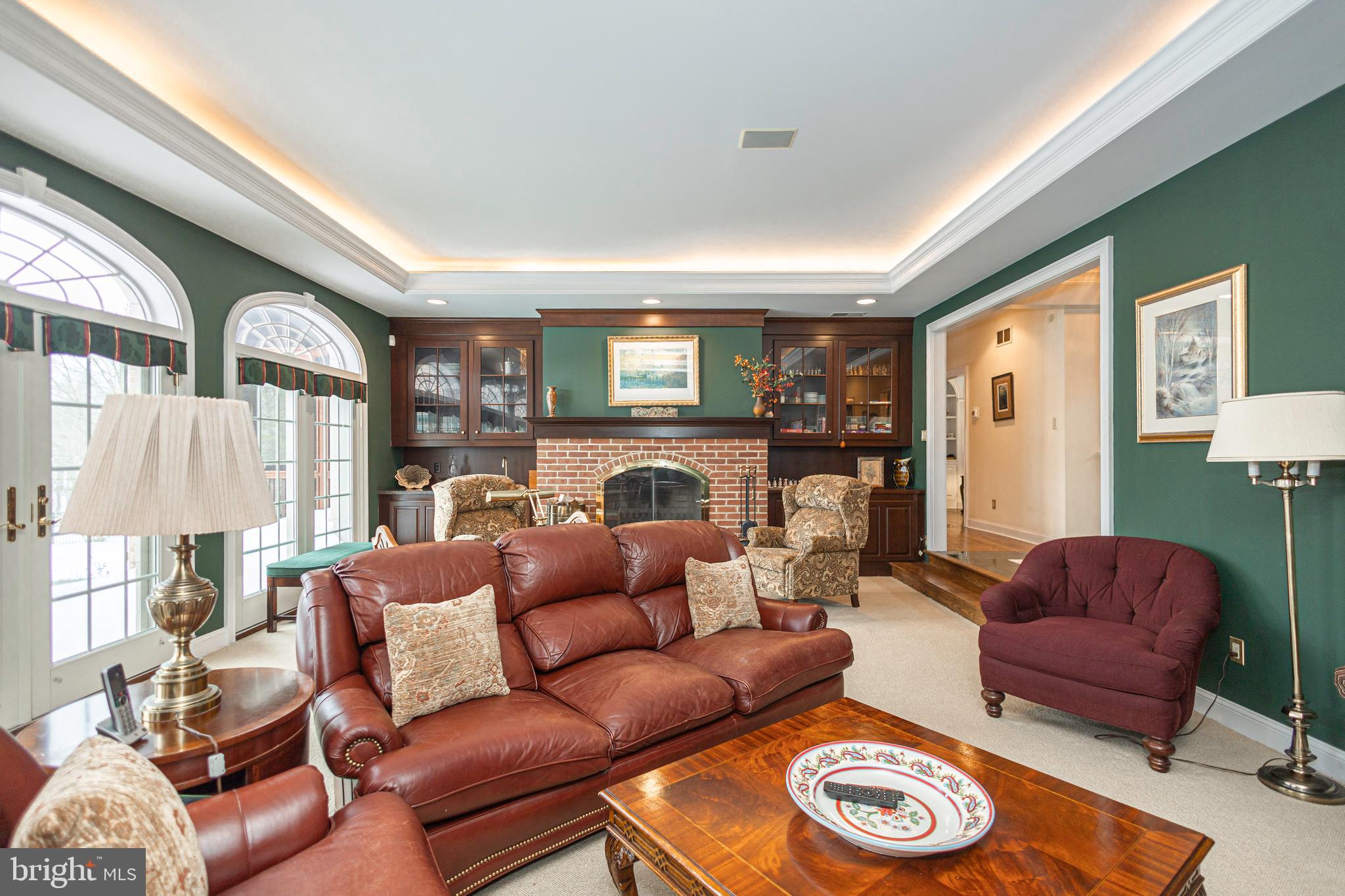 THE HIGHLANDS - Residential