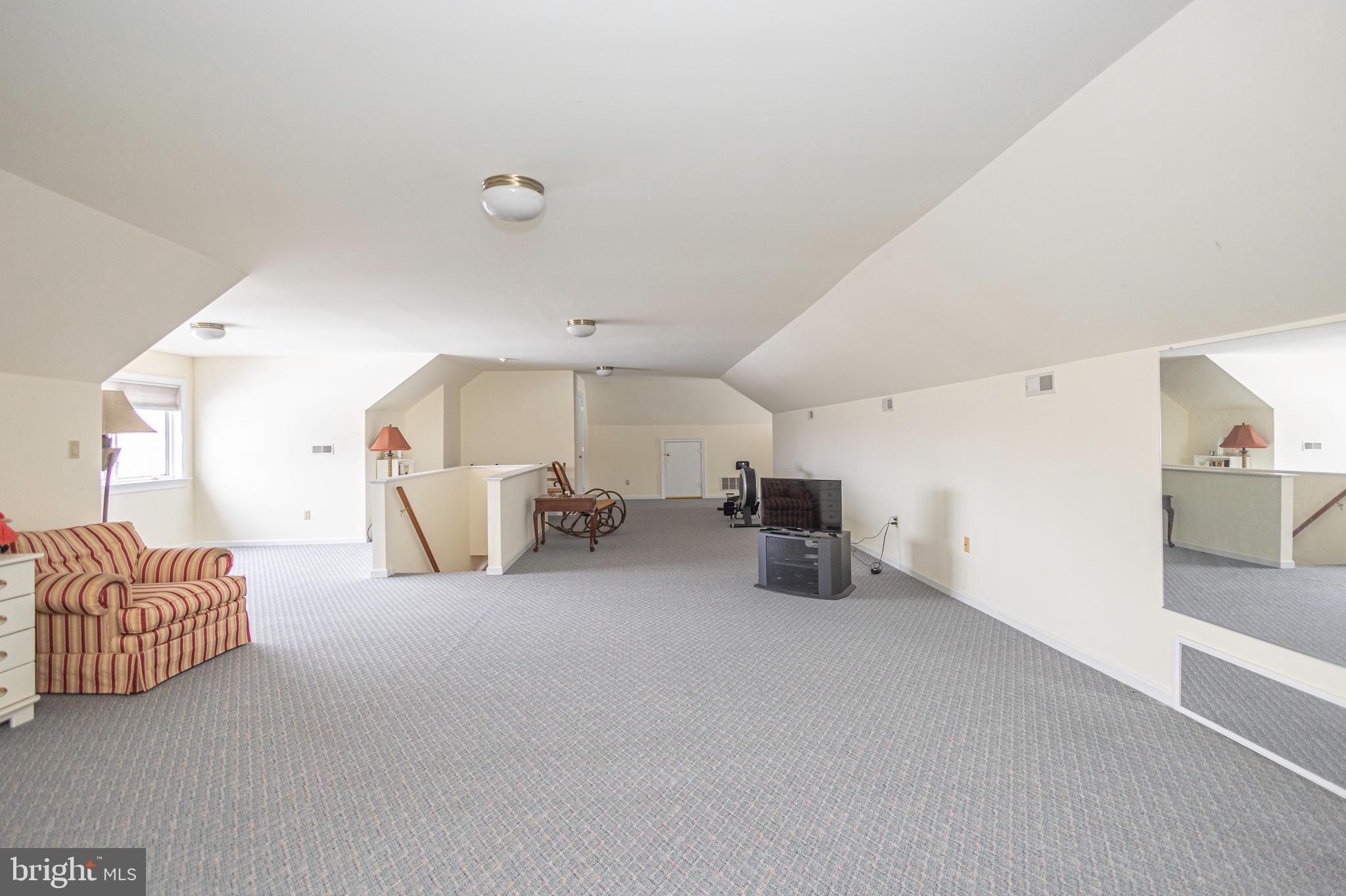 THE HIGHLANDS - Residential