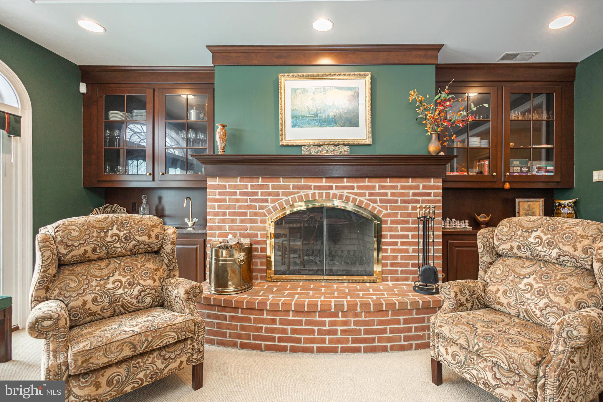 THE HIGHLANDS - Residential