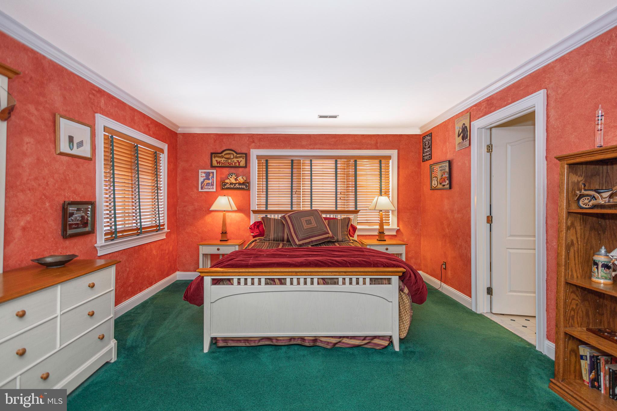 THE HIGHLANDS - Residential