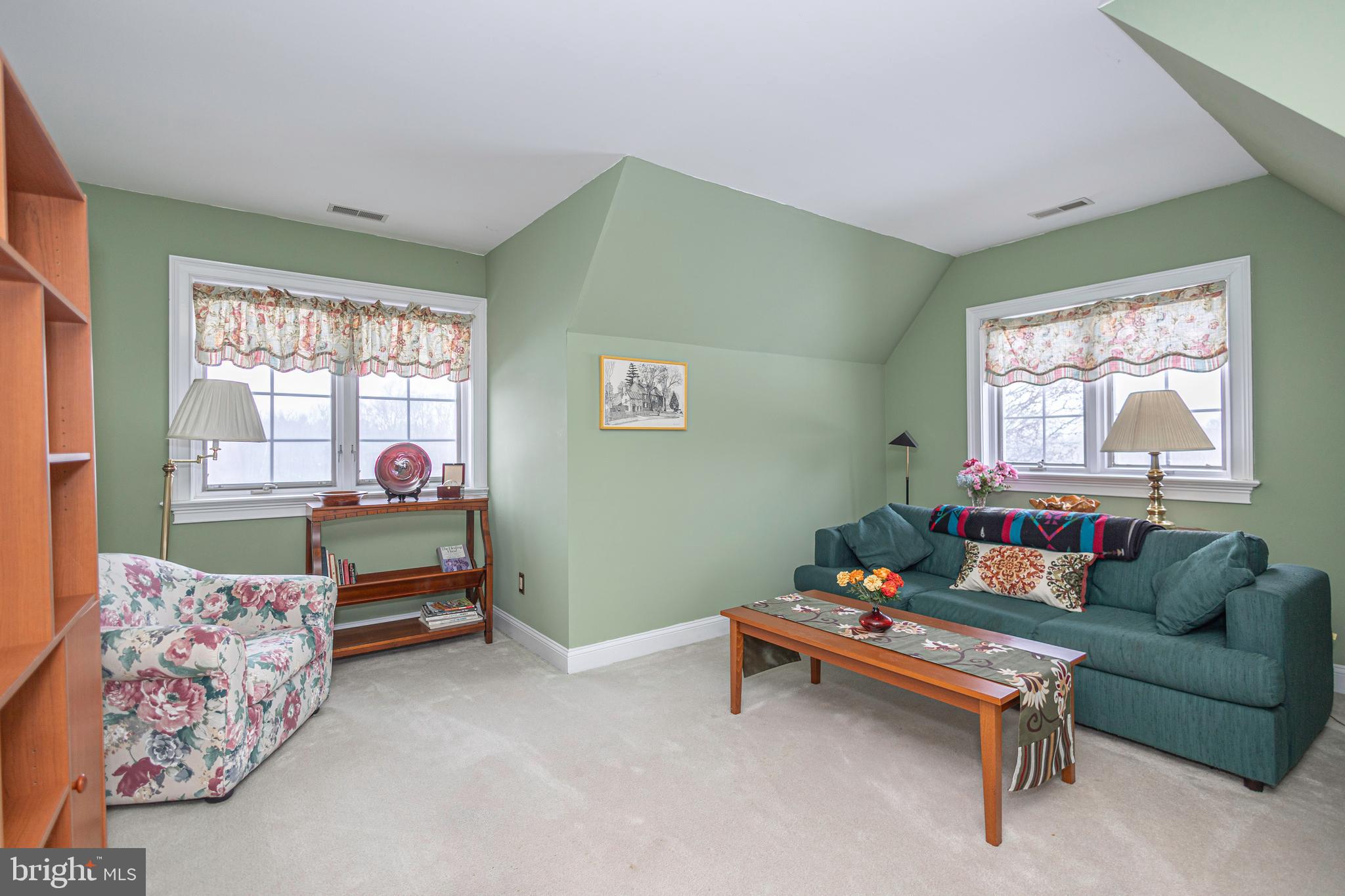 THE HIGHLANDS - Residential