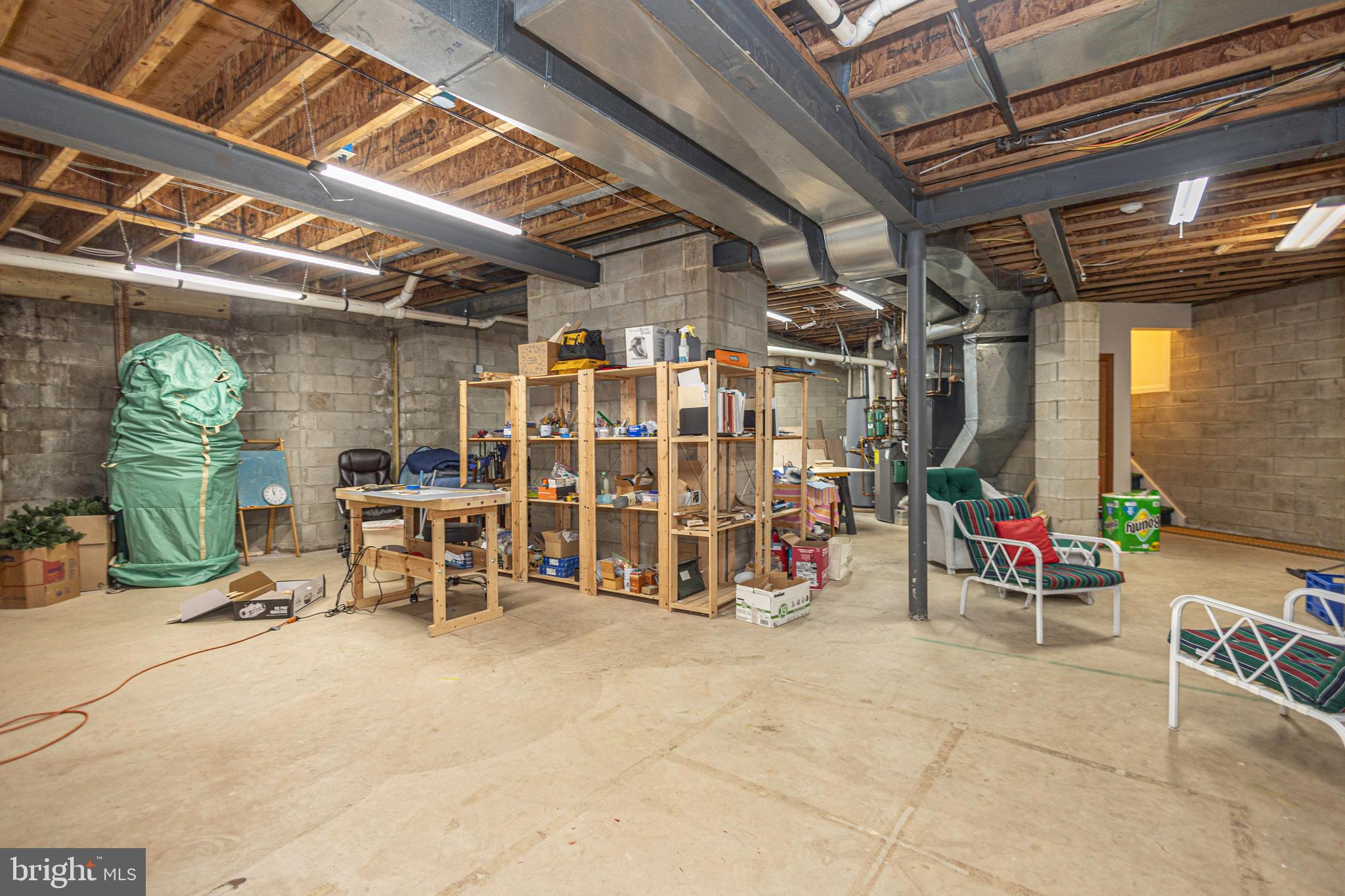 THE HIGHLANDS - Residential