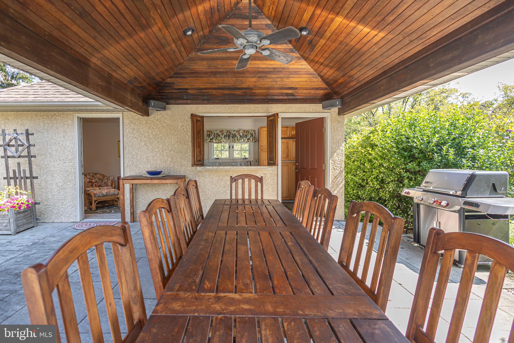 THE HIGHLANDS - Residential