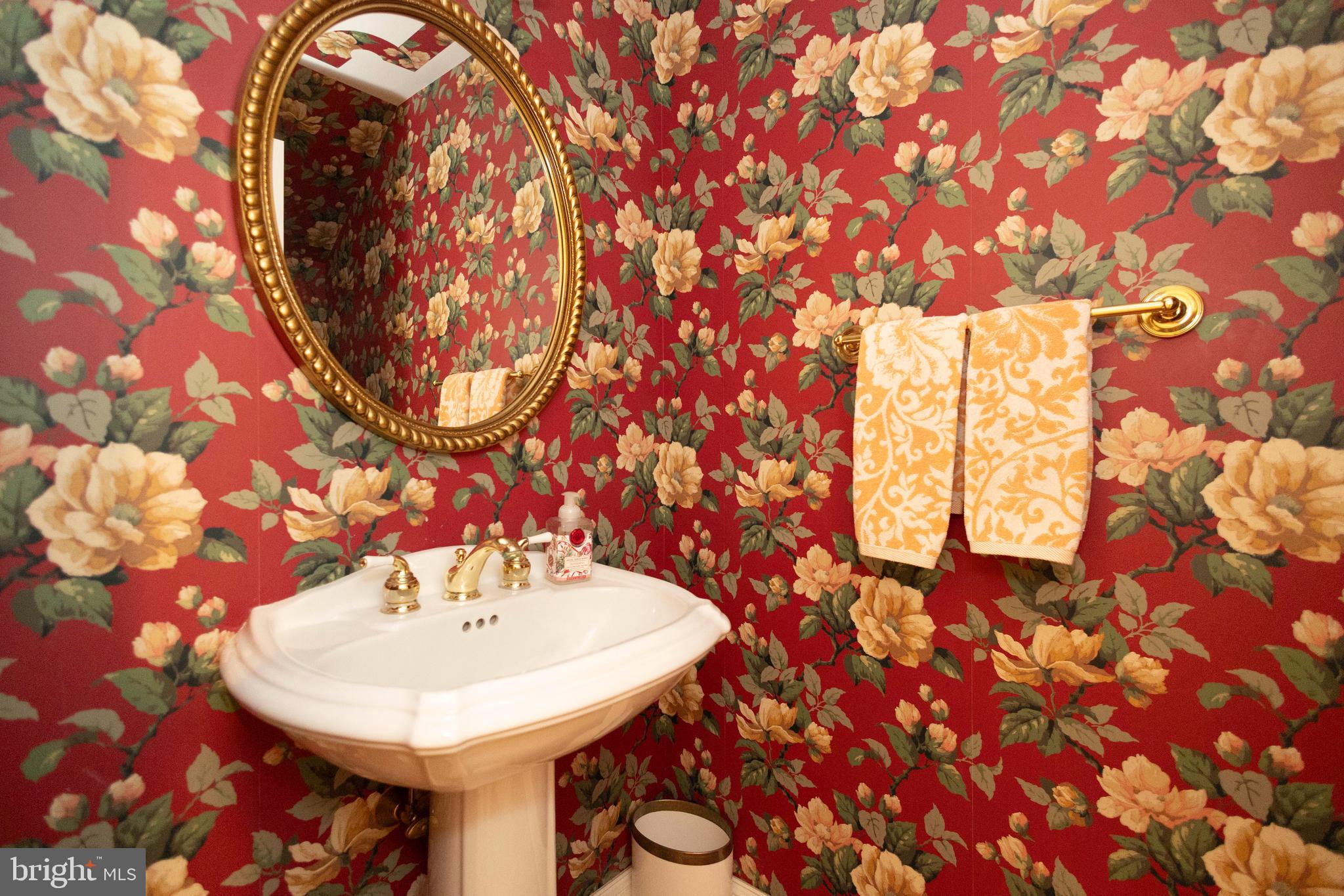 THE HIGHLANDS - Residential