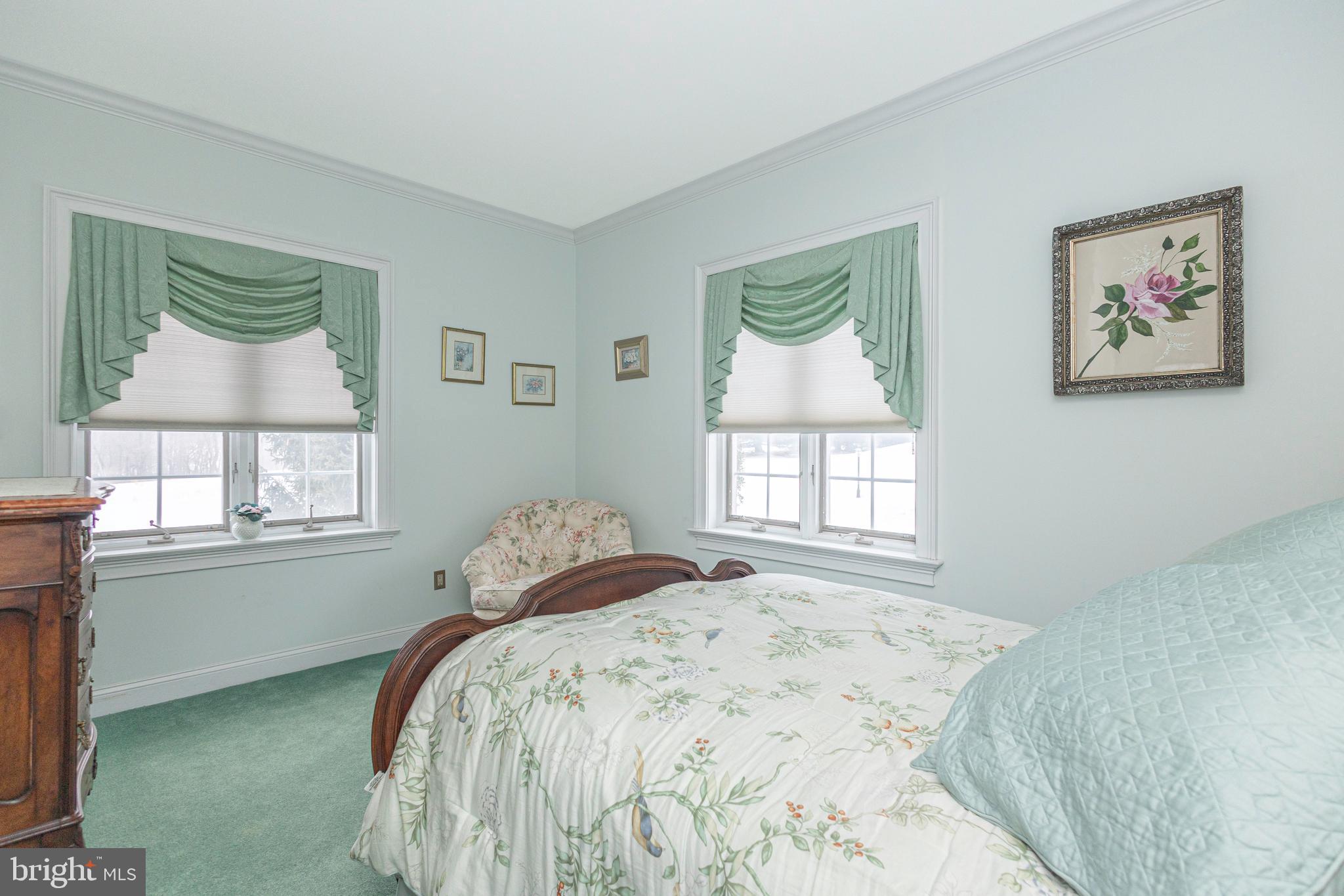 THE HIGHLANDS - Residential