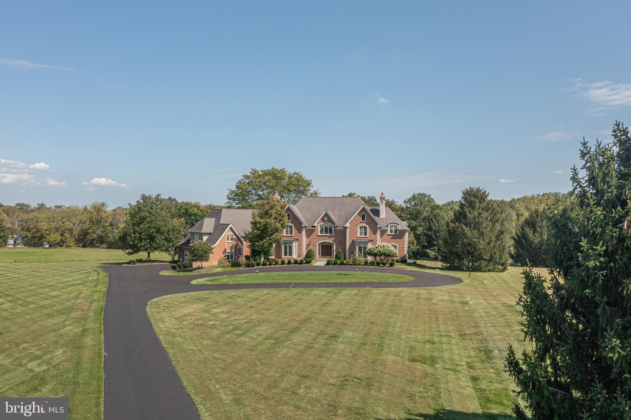 THE HIGHLANDS - Residential