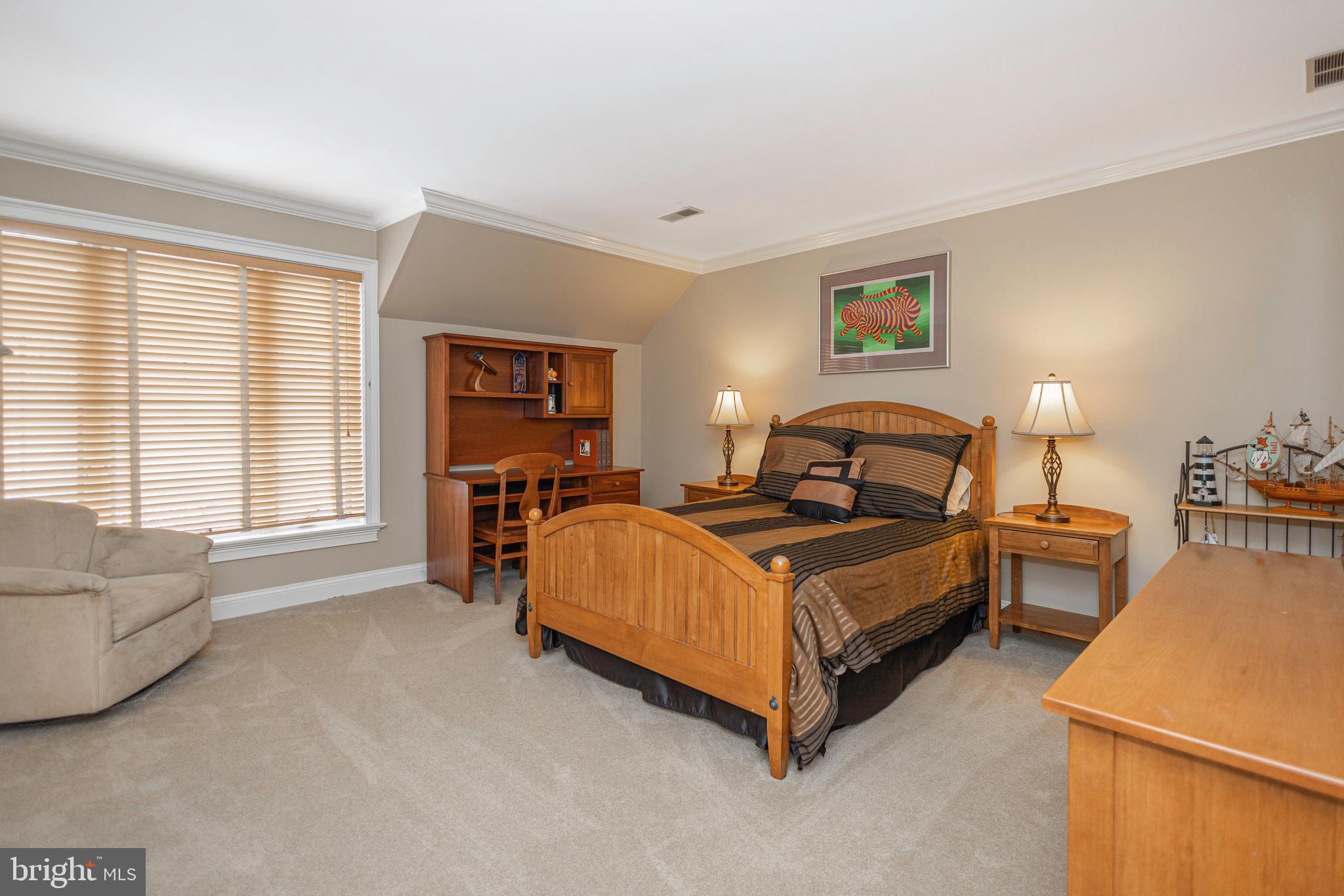 THE HIGHLANDS - Residential