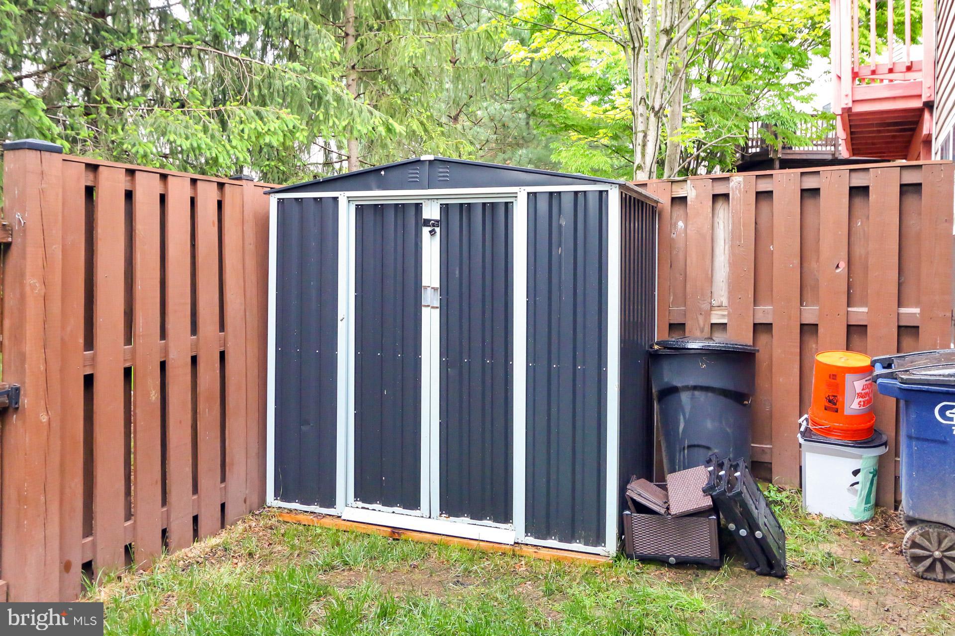 POTOMAC STATION - Residential