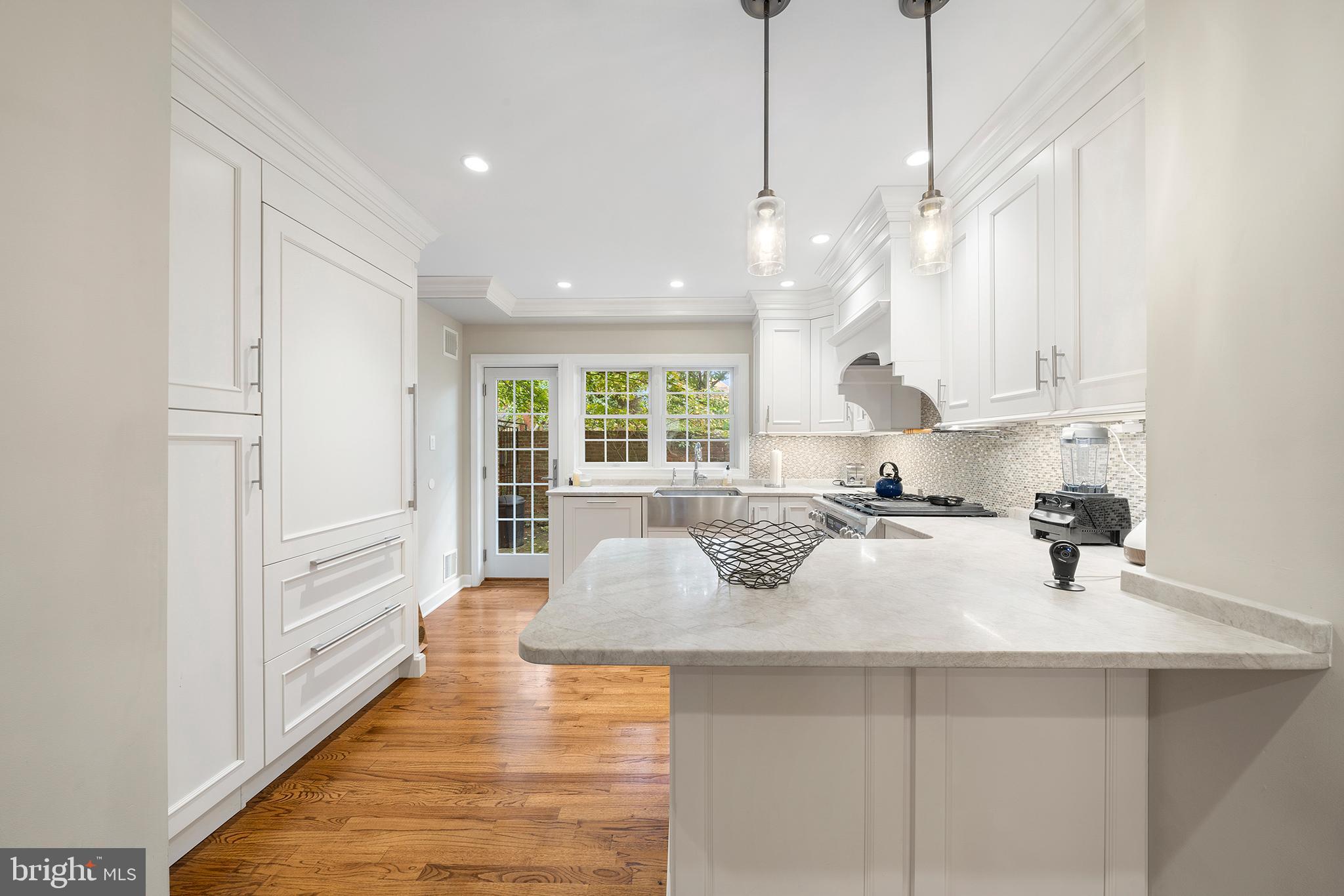 WASHINGTON SQ - Residential