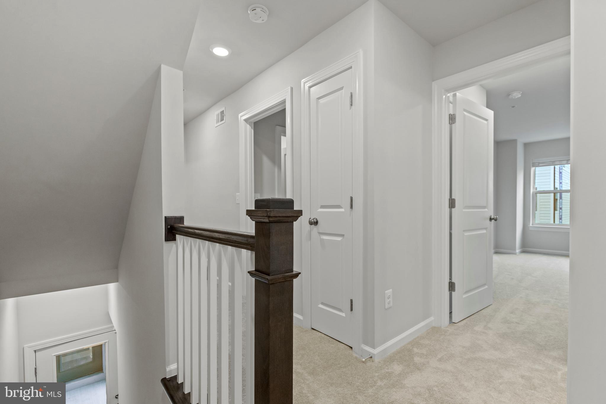 HUNTINGTON CROSSING - Residential