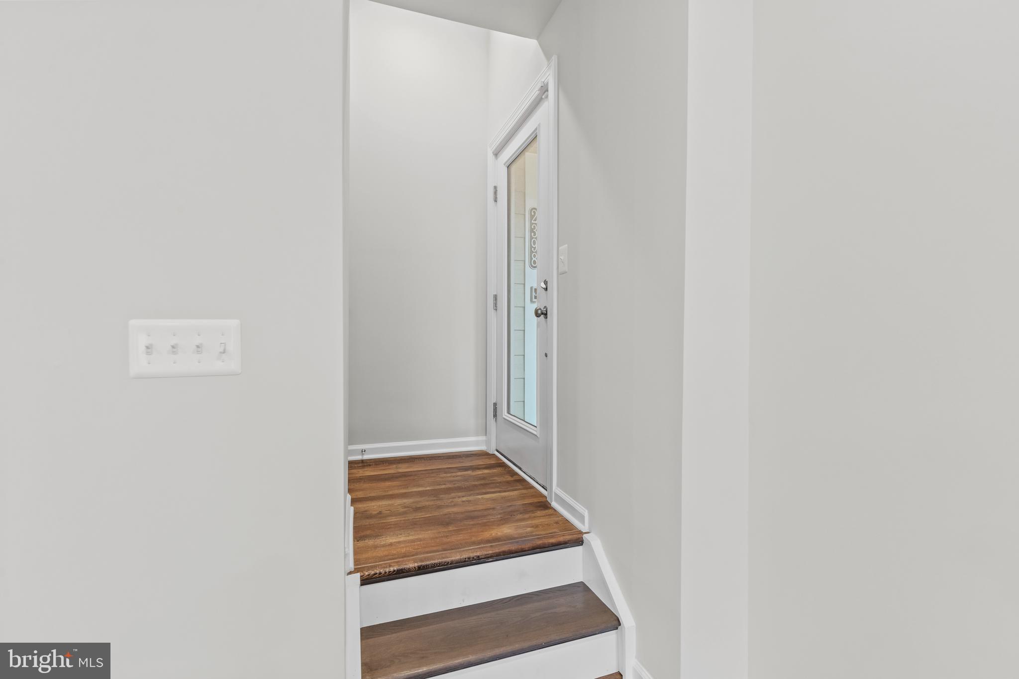 HUNTINGTON CROSSING - Residential