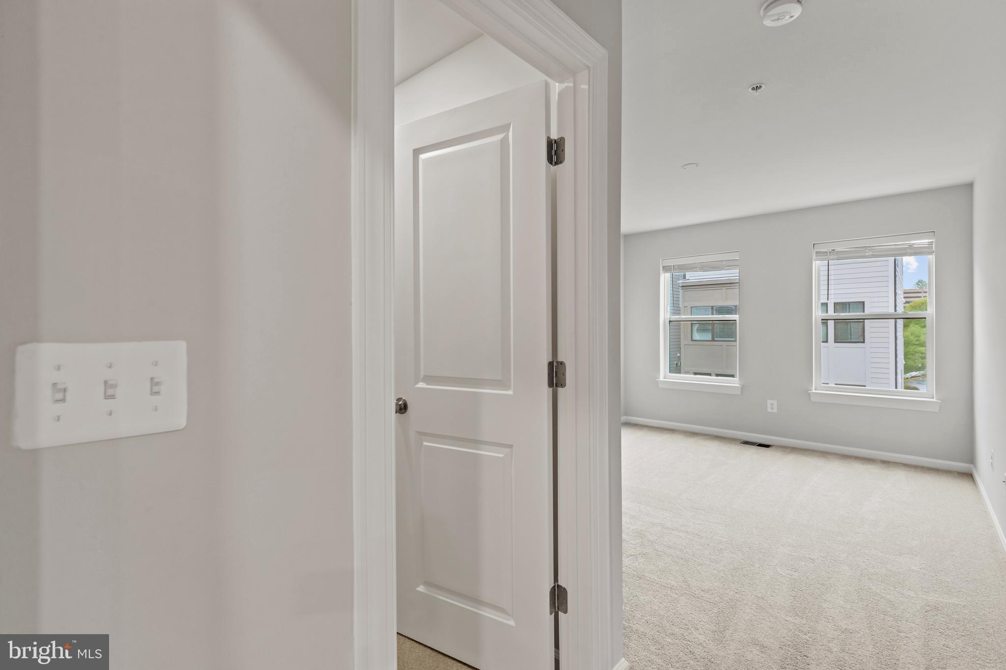 HUNTINGTON CROSSING - Residential