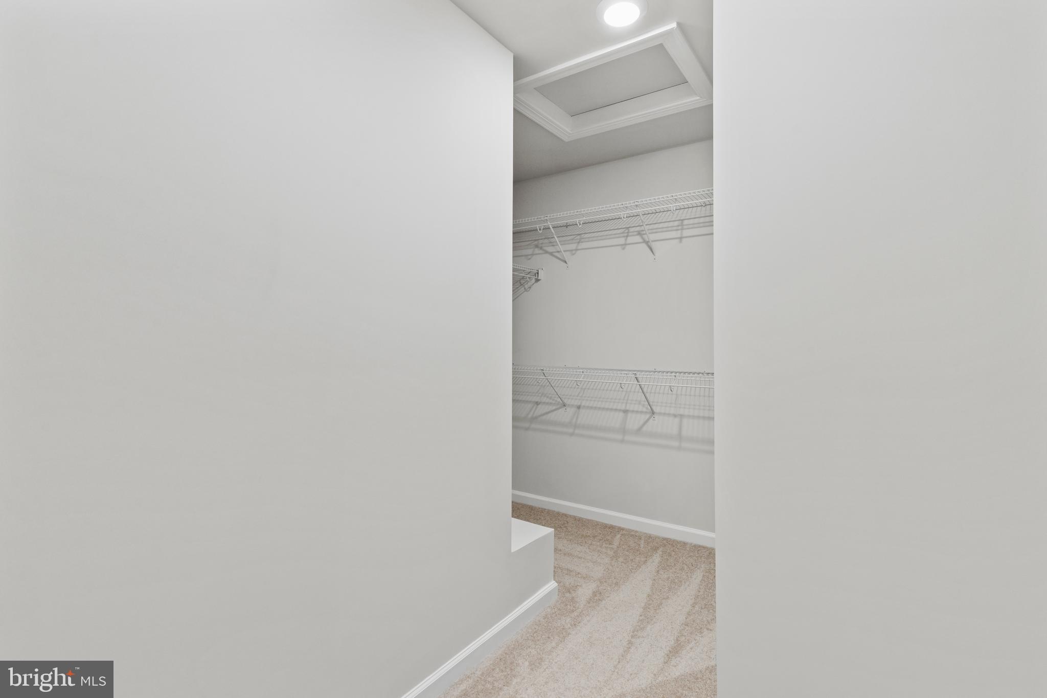 HUNTINGTON CROSSING - Residential