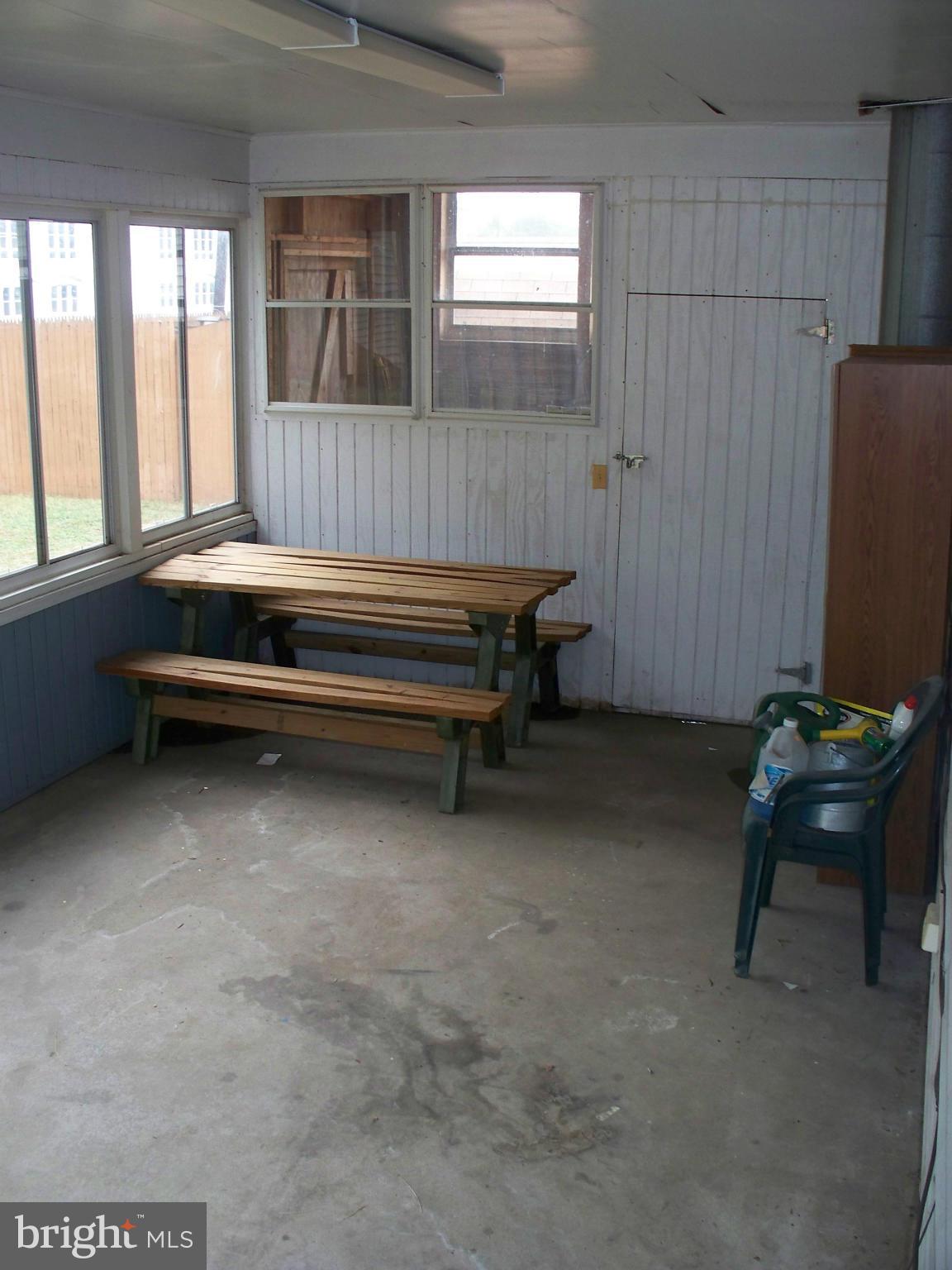 HAMMARLEE ESTATES - Residential Lease