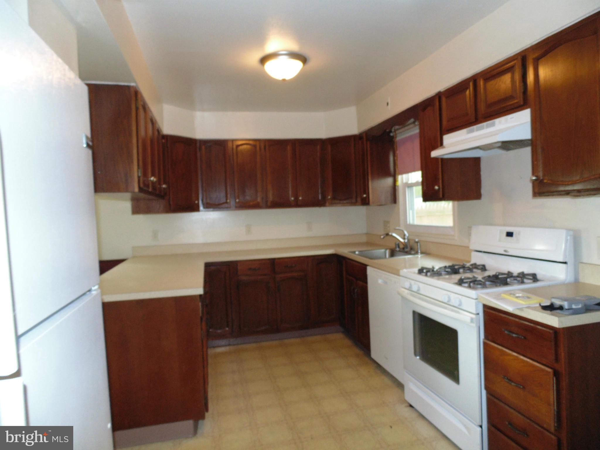 HAMMARLEE ESTATES - Residential Lease