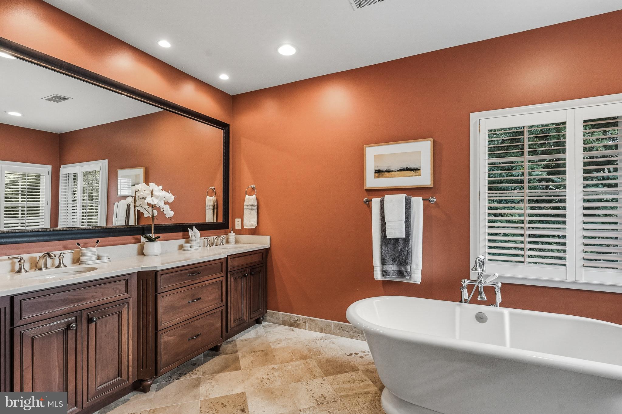 FARRCROFT - Residential