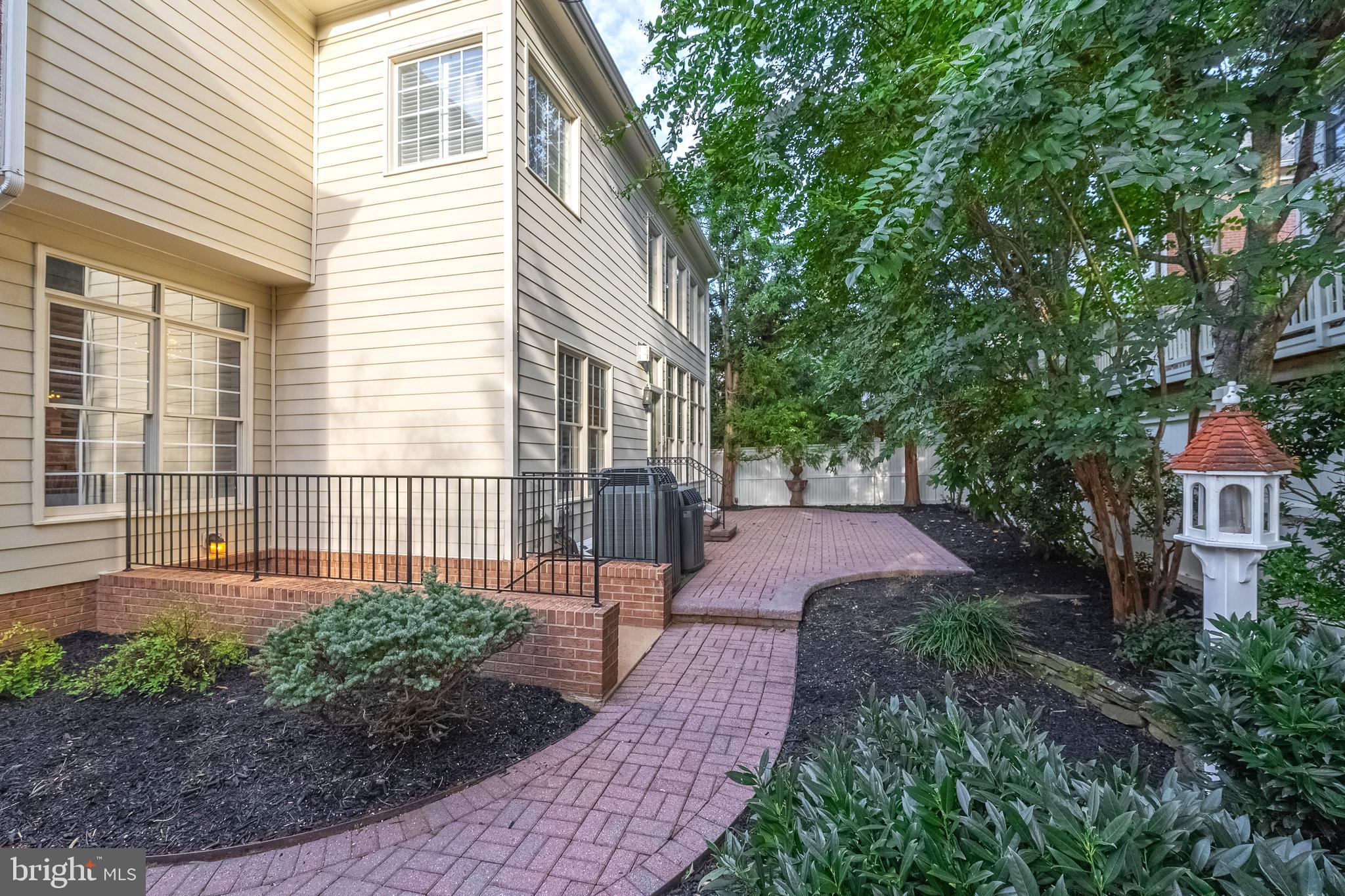 FARRCROFT - Residential