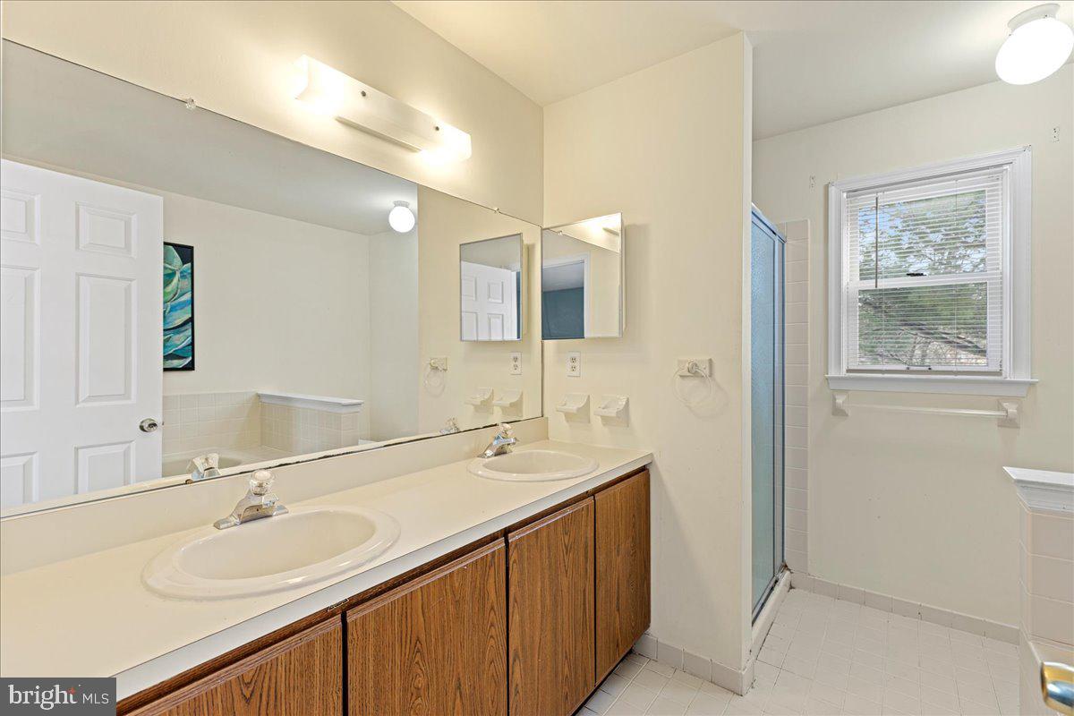 DUBLIN MDWS - Residential