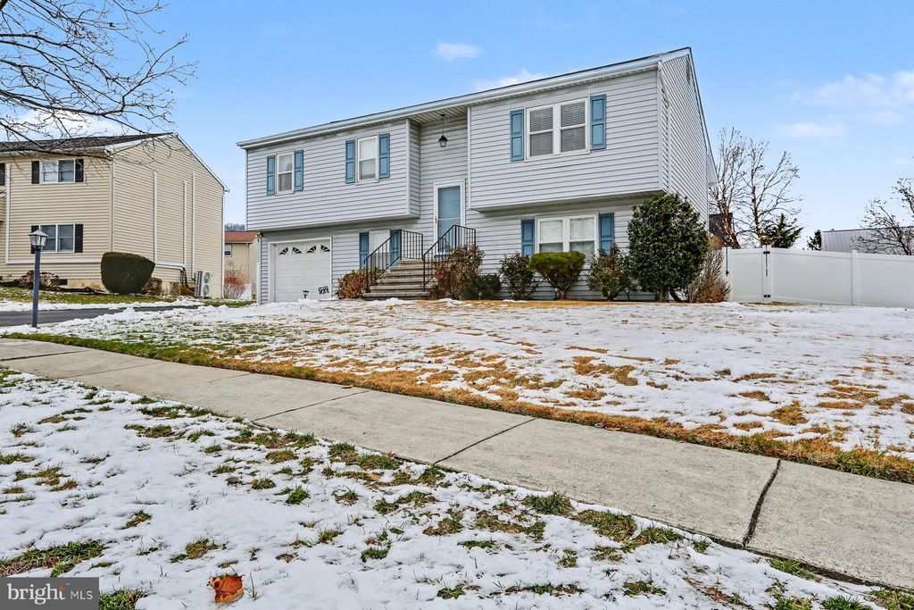 Photo of 2028 Mt Vernon Circle, HARRISBURG, PA 17110 (MLS # PADA2052162)