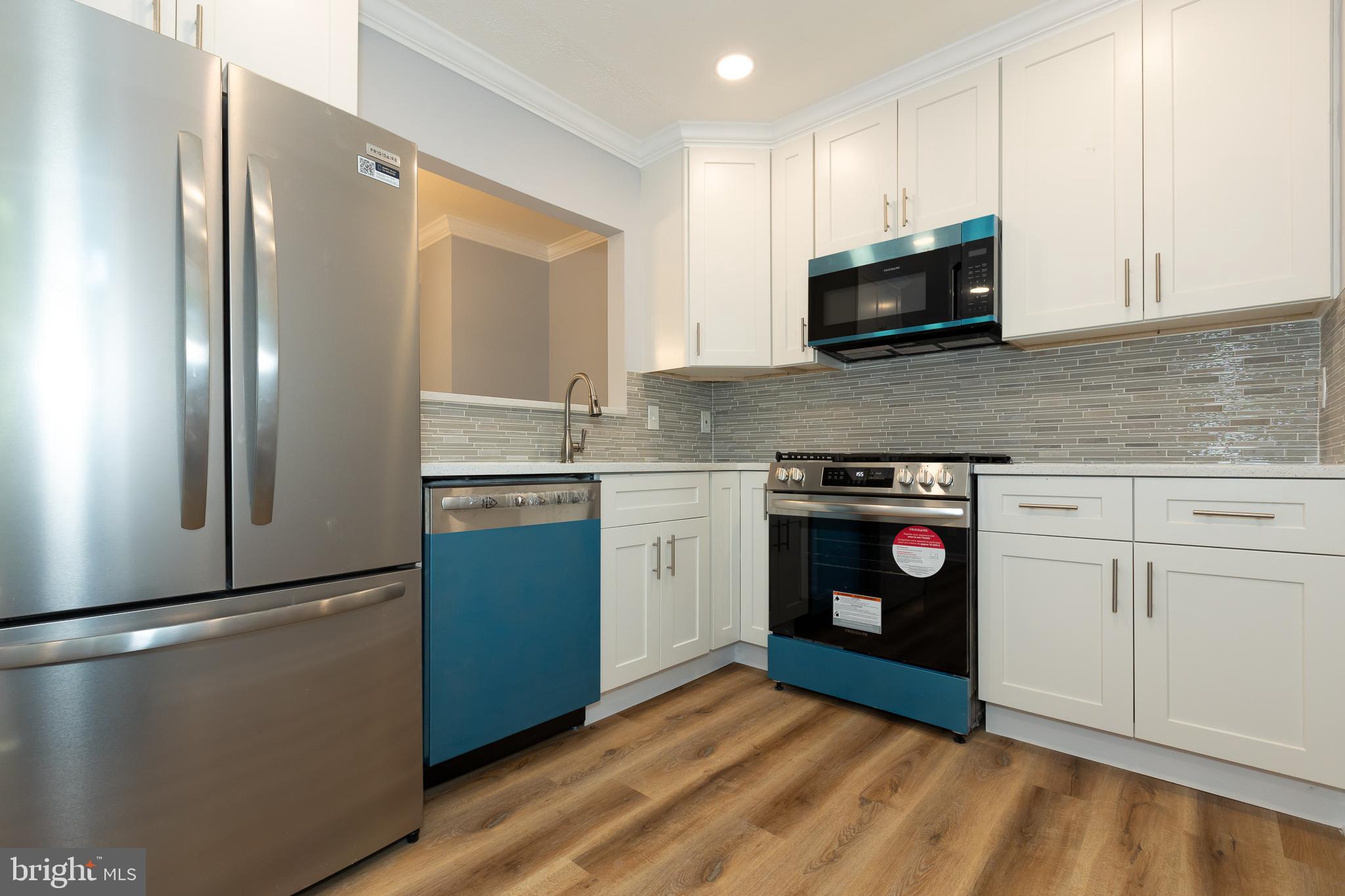 WAVERLY CONDOMINIUMS - Residential