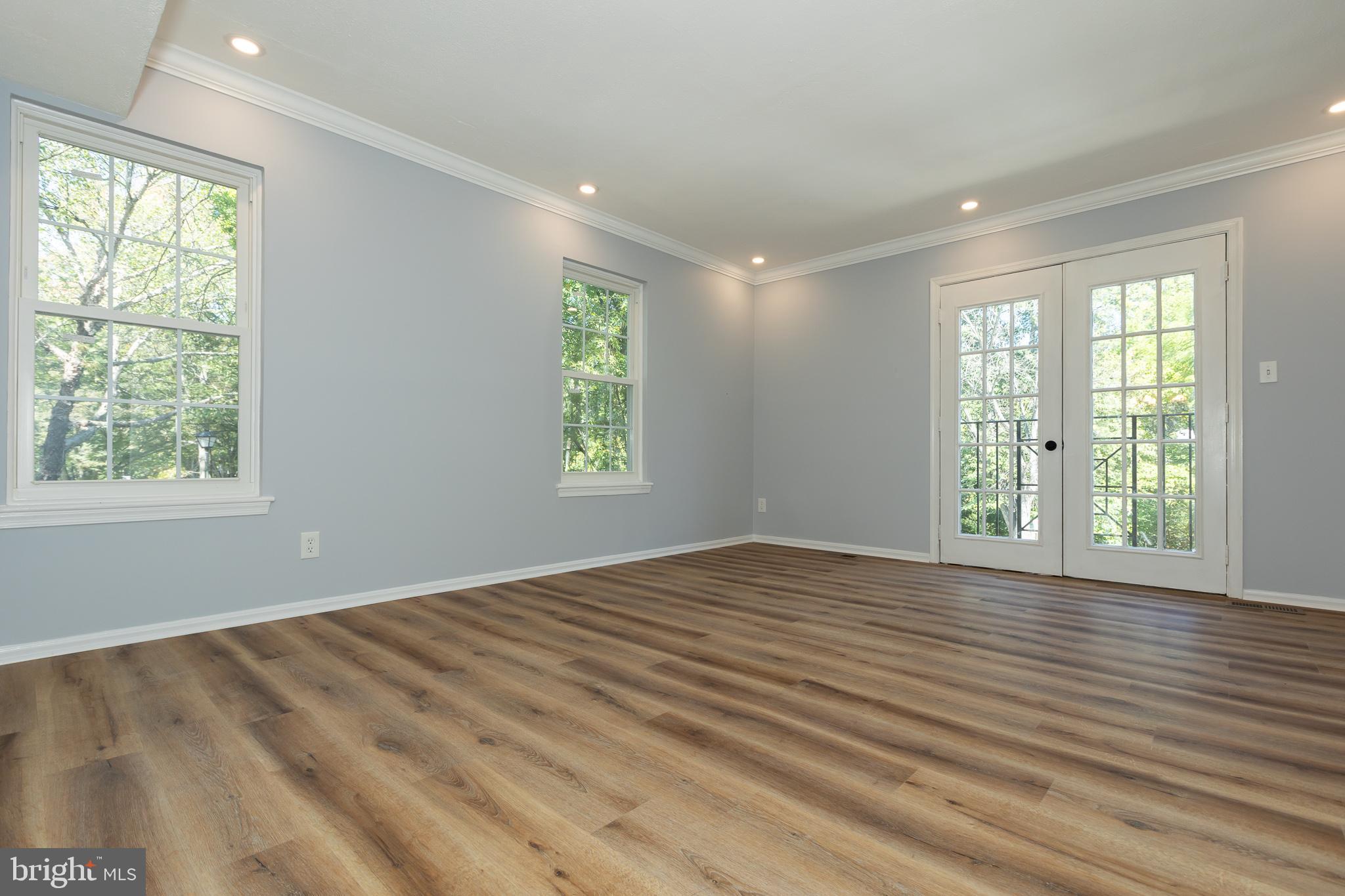 WAVERLY CONDOMINIUMS - Residential