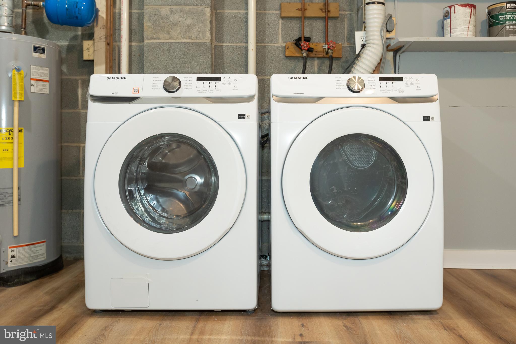 WAVERLY CONDOMINIUMS - Residential