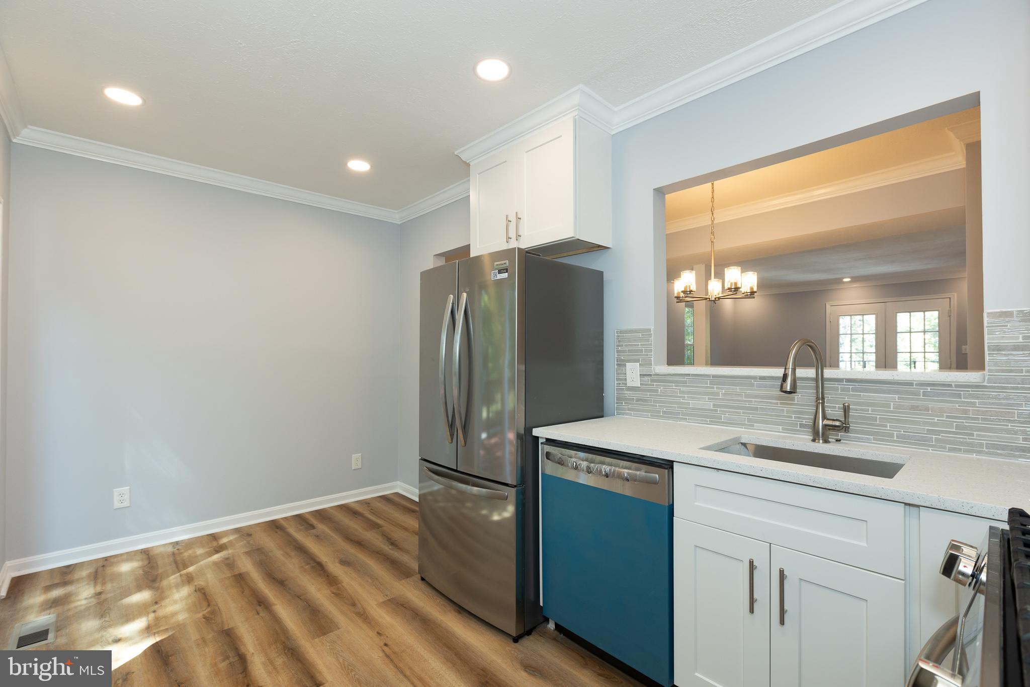 WAVERLY CONDOMINIUMS - Residential