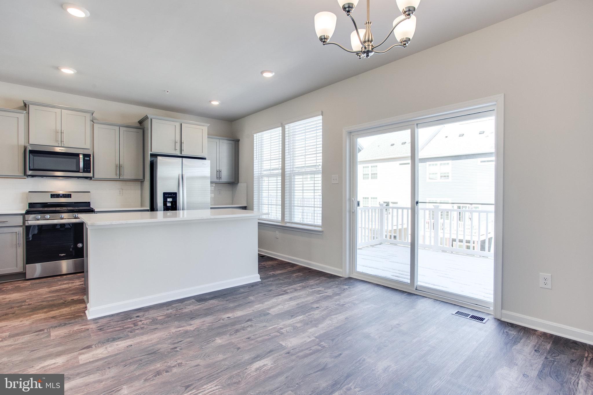 WESTVIEW SOUTH - Residential Lease