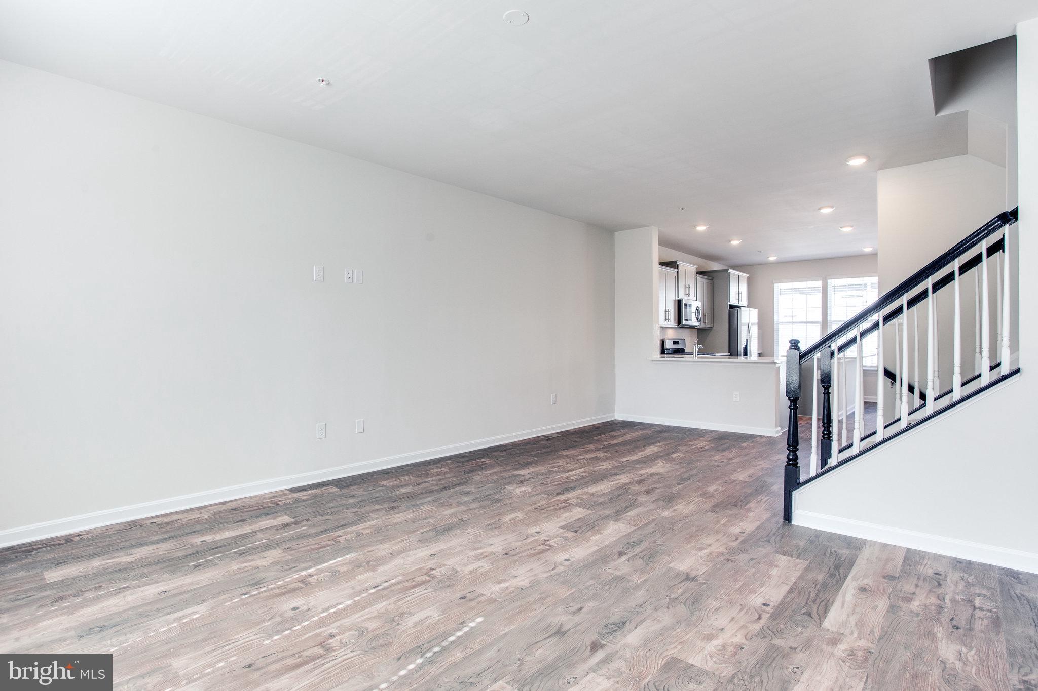 WESTVIEW SOUTH - Residential Lease