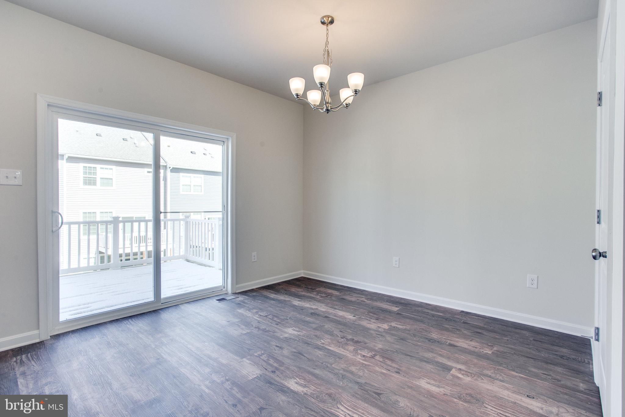 WESTVIEW SOUTH - Residential Lease